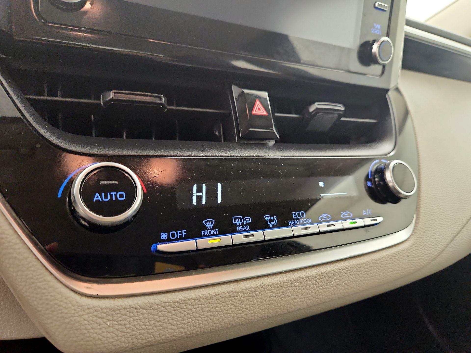 Thumbnail: 2020 Toyota Corolla - 16