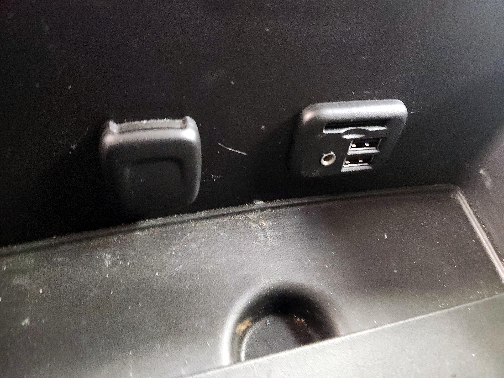 Thumbnail: 2014 Chevrolet Silverado 1500 - 18