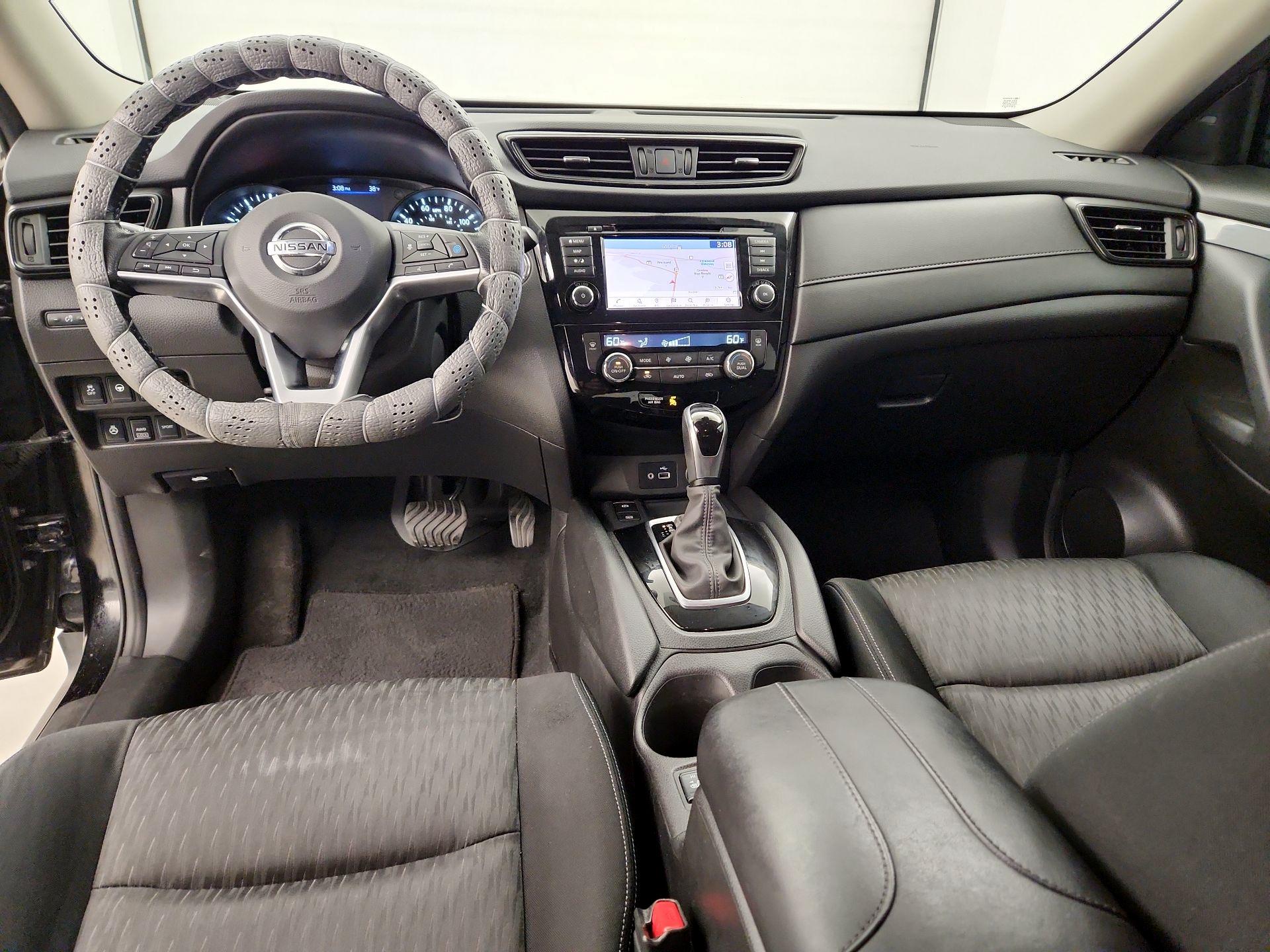 Thumbnail: 2020 Nissan Rogue - 9