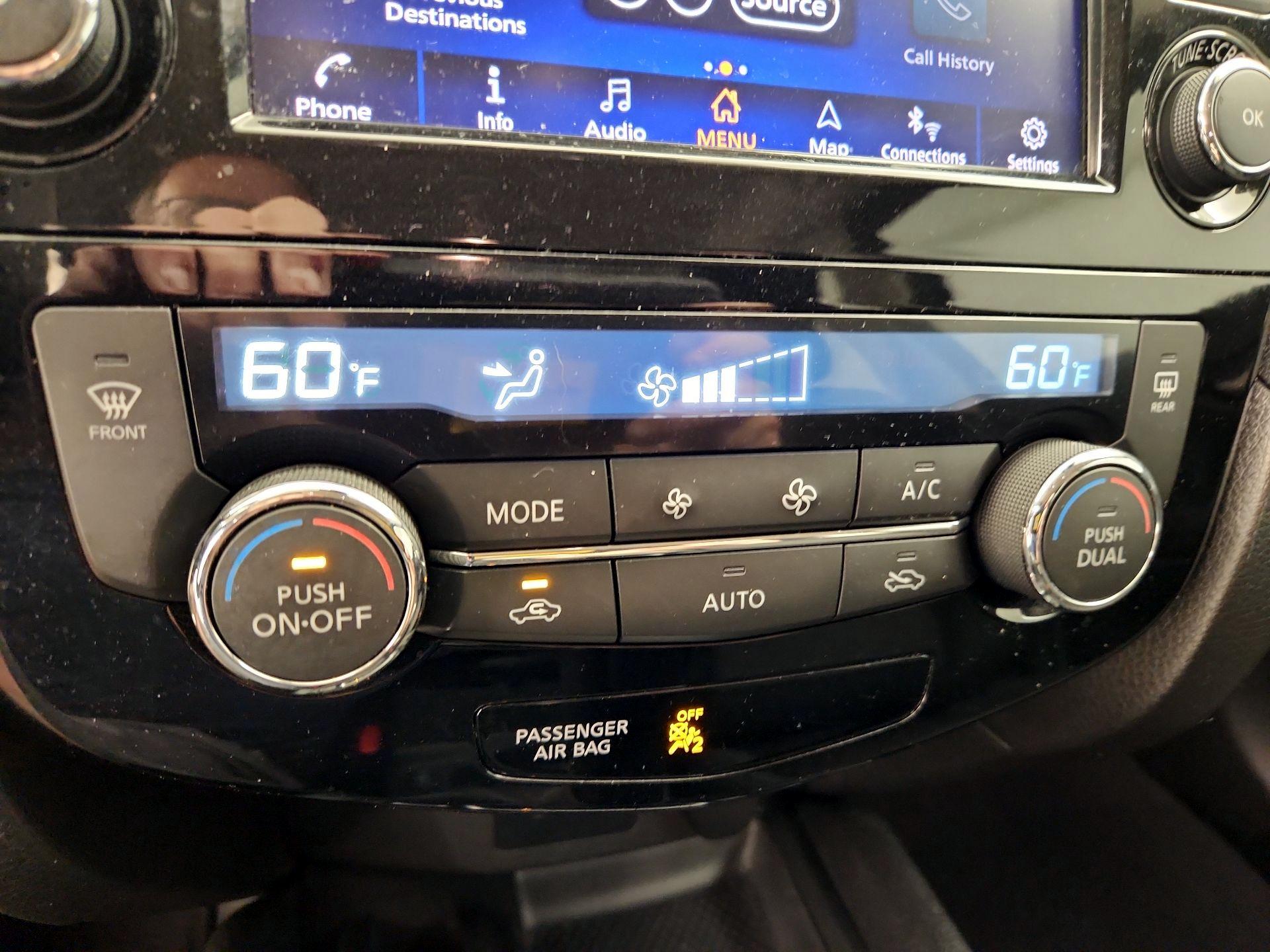 Thumbnail: 2020 Nissan Rogue - 17