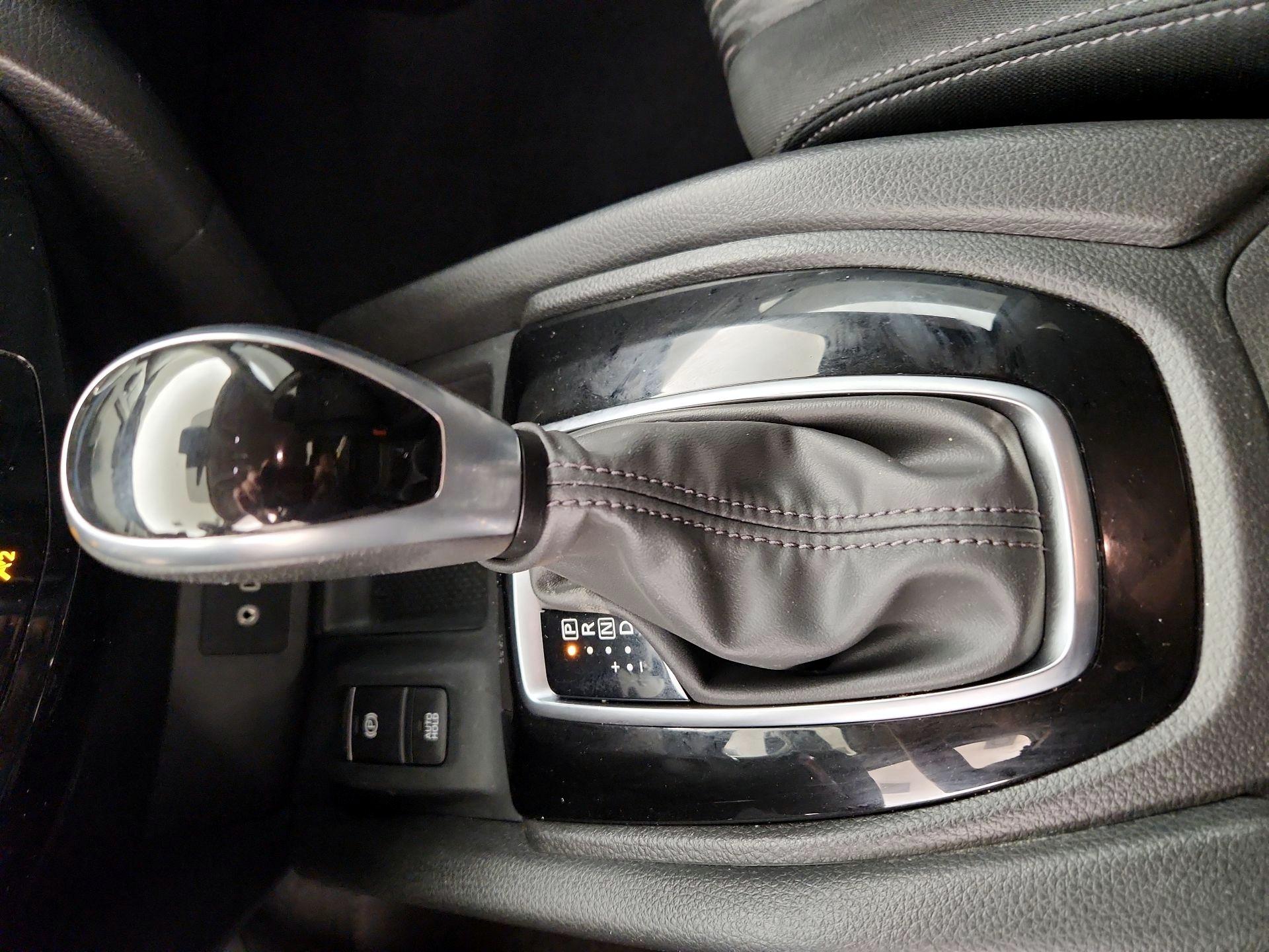 Thumbnail: 2020 Nissan Rogue - 18