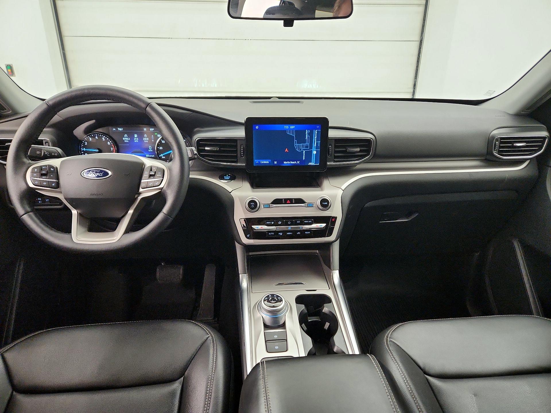 Thumbnail: 2021 Ford Explorer - 9