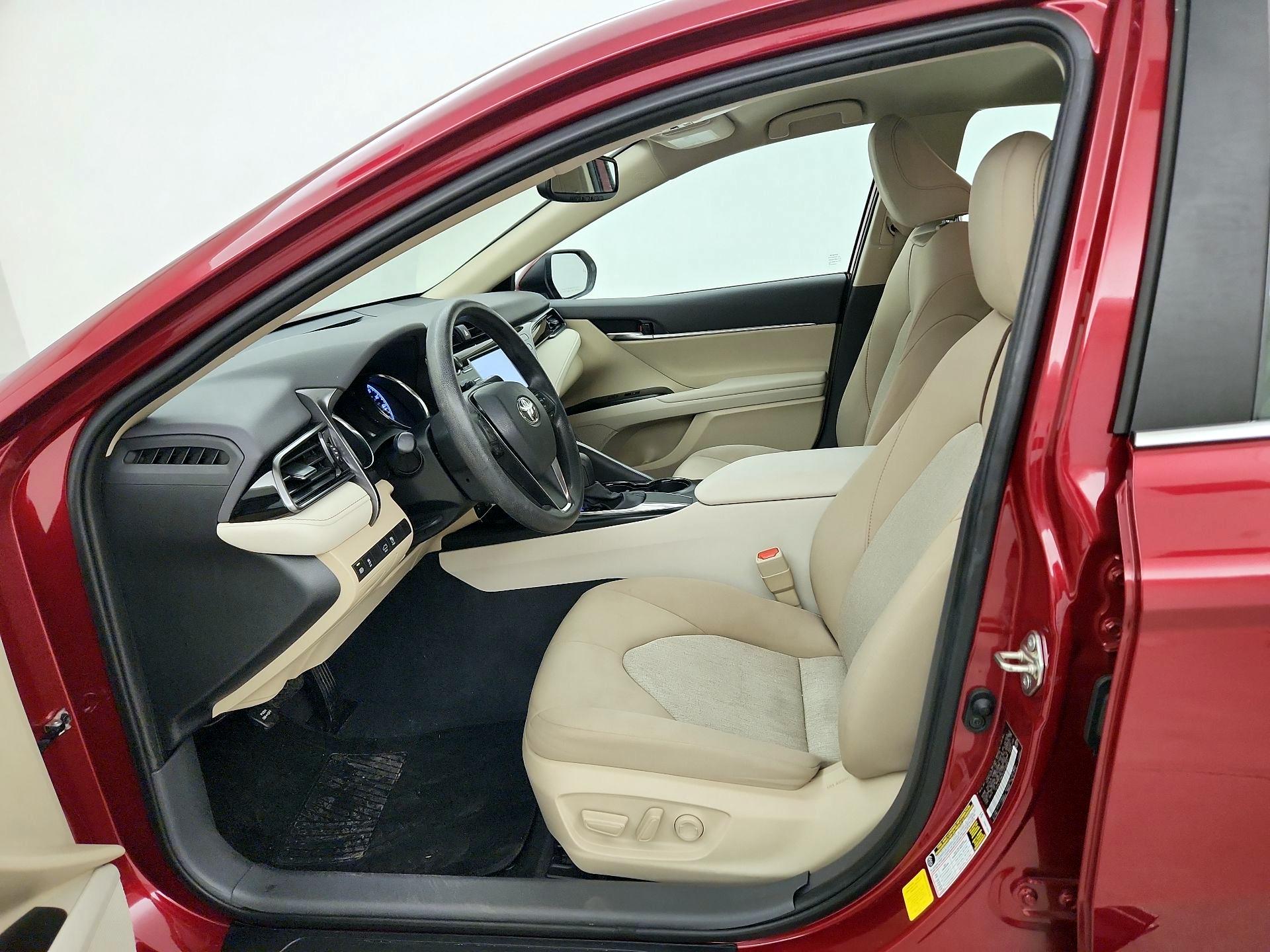 Thumbnail: 2020 Toyota Camry - 11