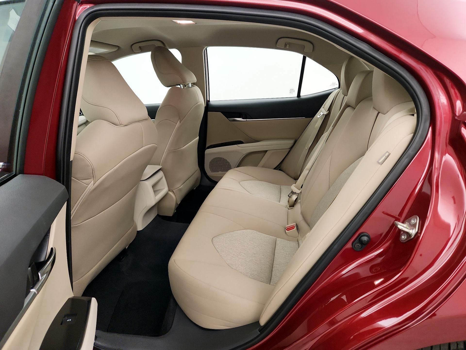 Thumbnail: 2020 Toyota Camry - 19