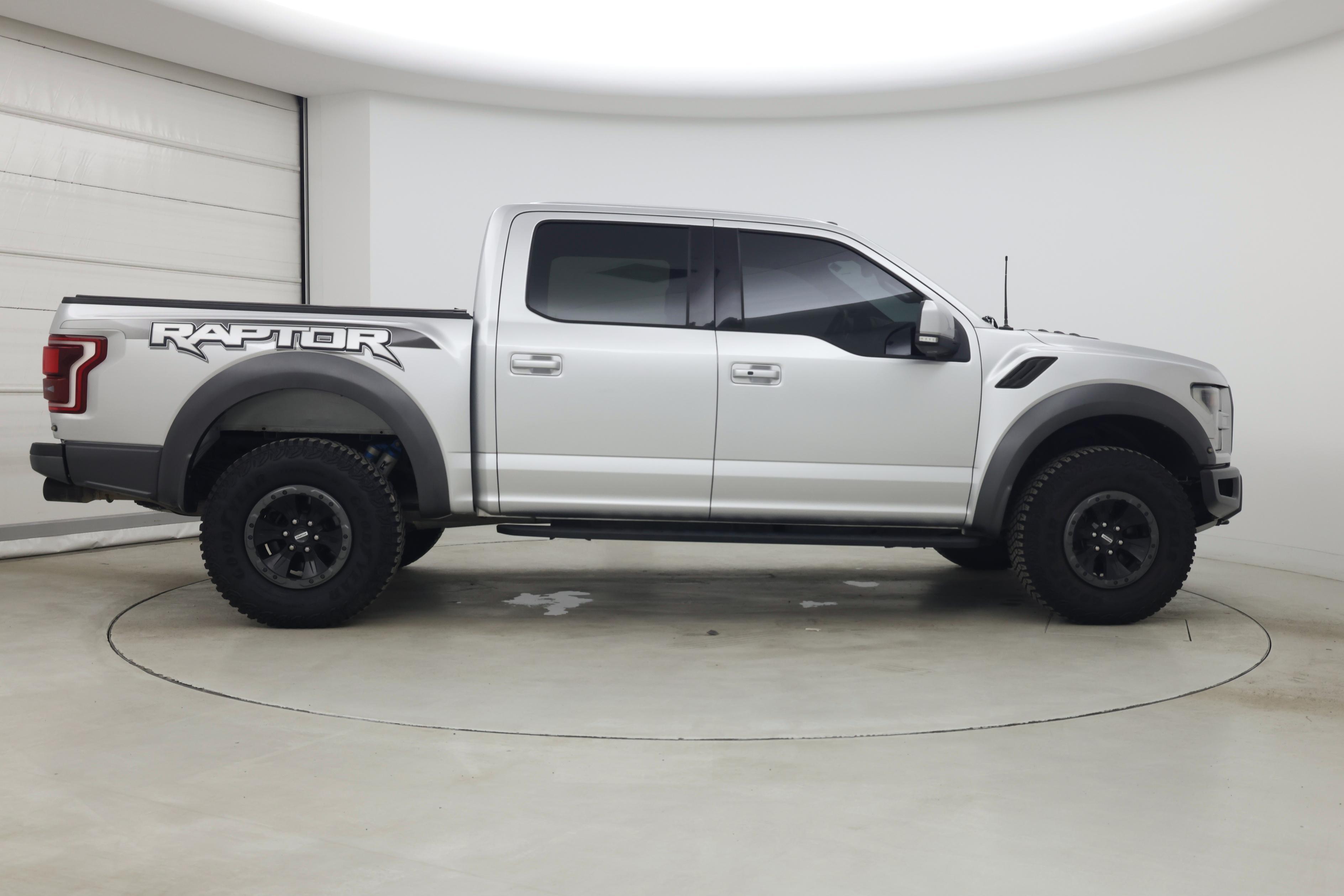 Thumbnail: 2017 Ford F-150 - 7