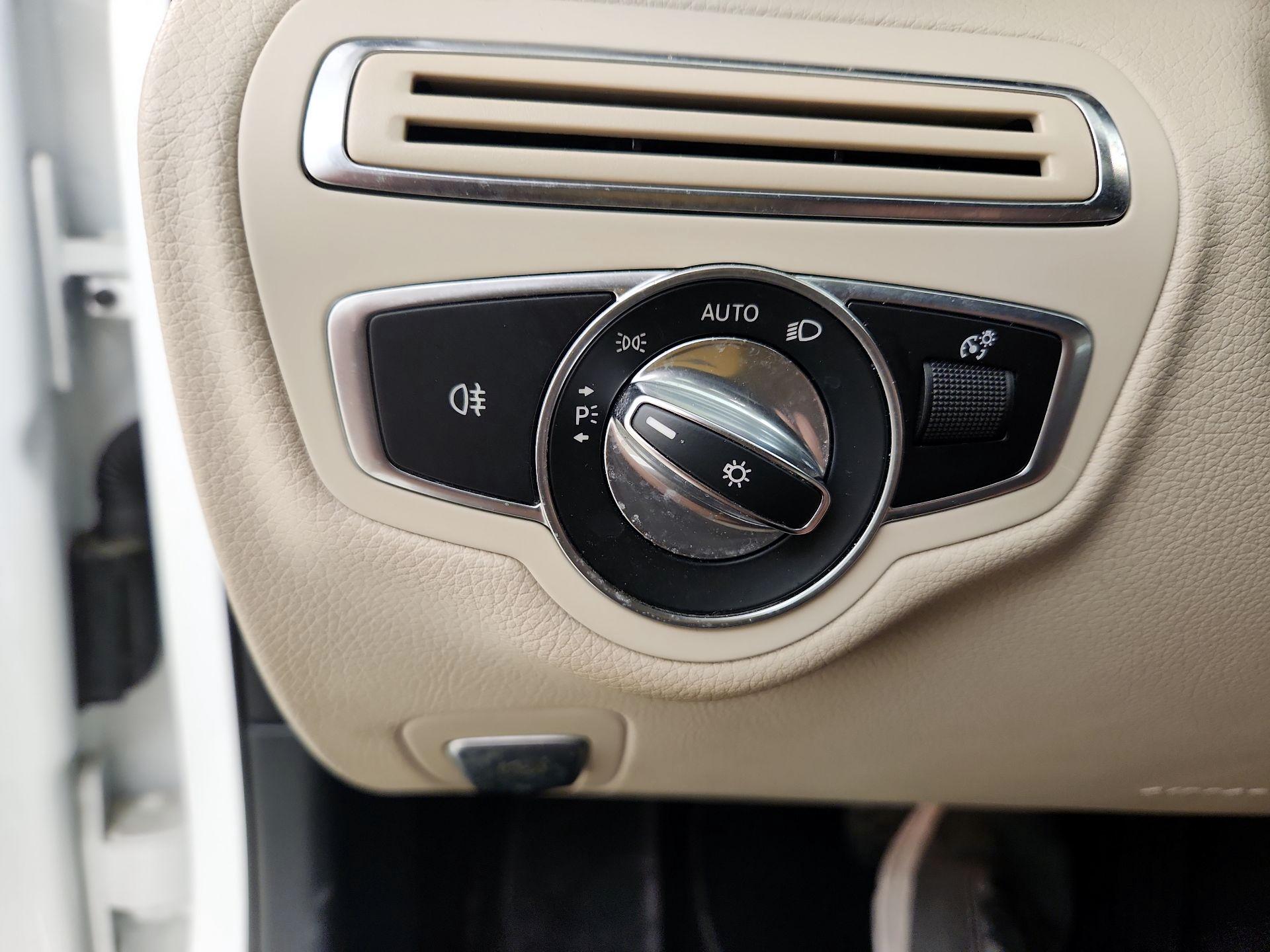 Thumbnail: 2019 Mercedes-Benz C-Class - 13