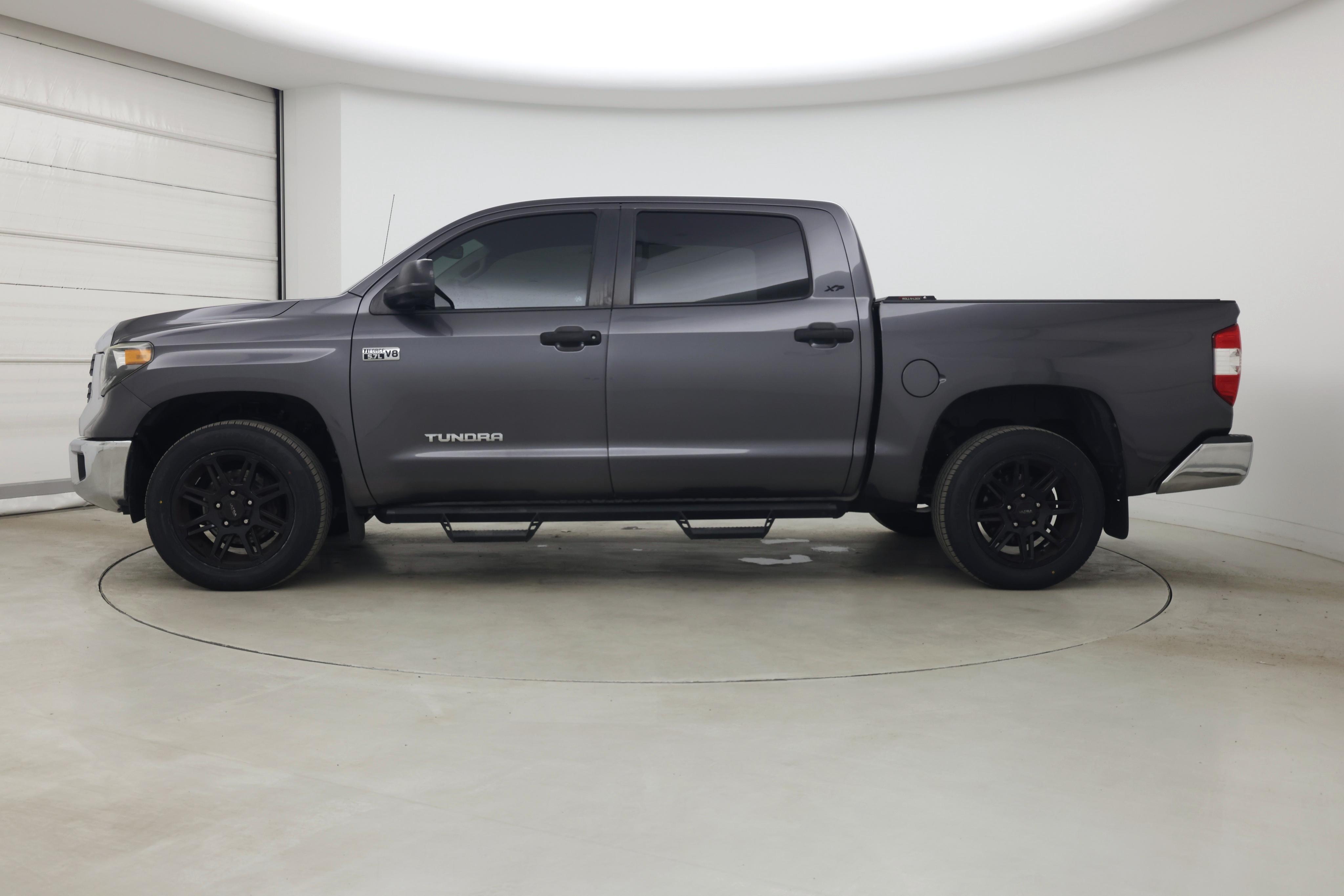 Thumbnail: 2019 Toyota Tundra - 3