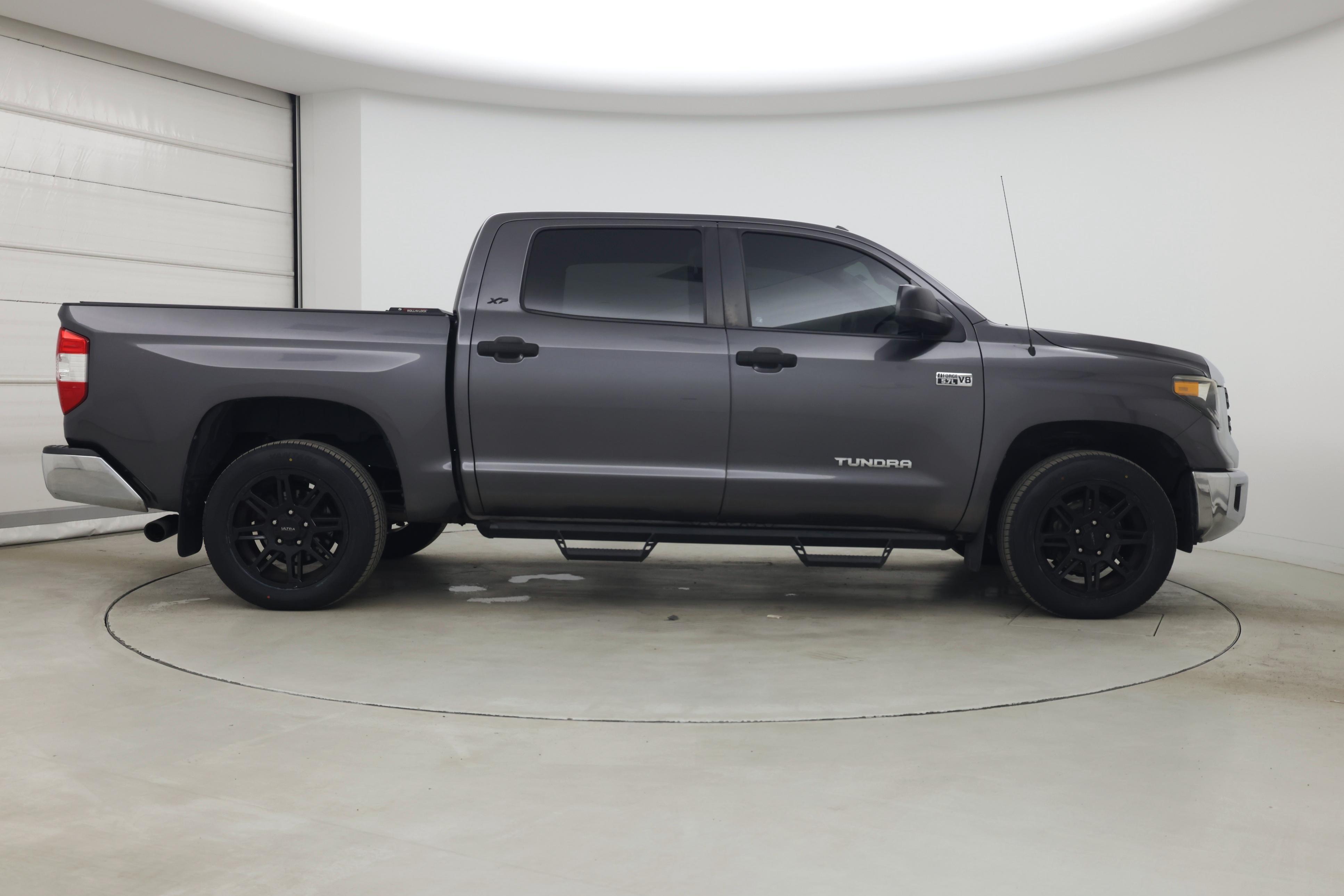 Thumbnail: 2019 Toyota Tundra - 7