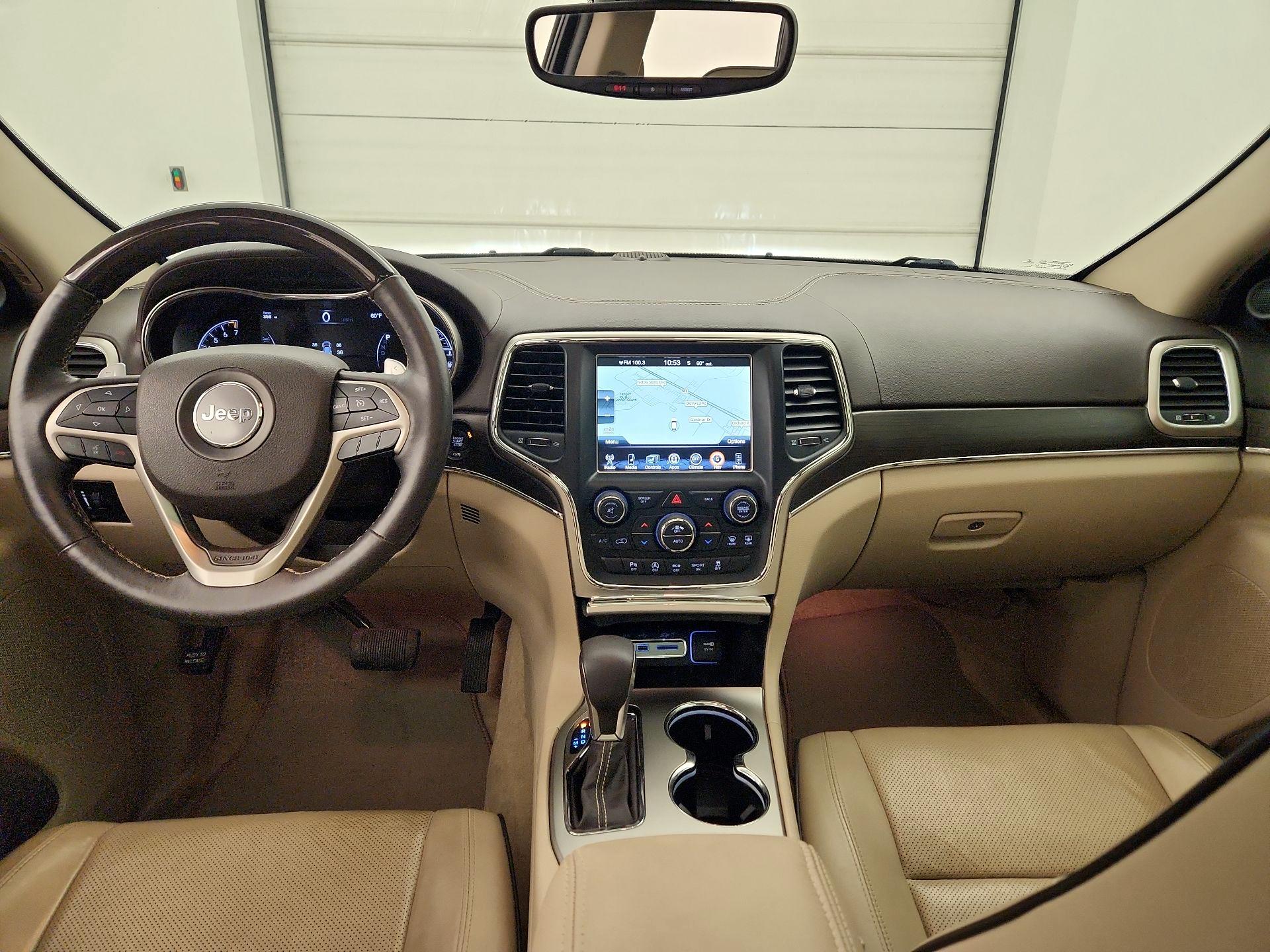 Thumbnail: 2017 Jeep Grand Cherokee - 9