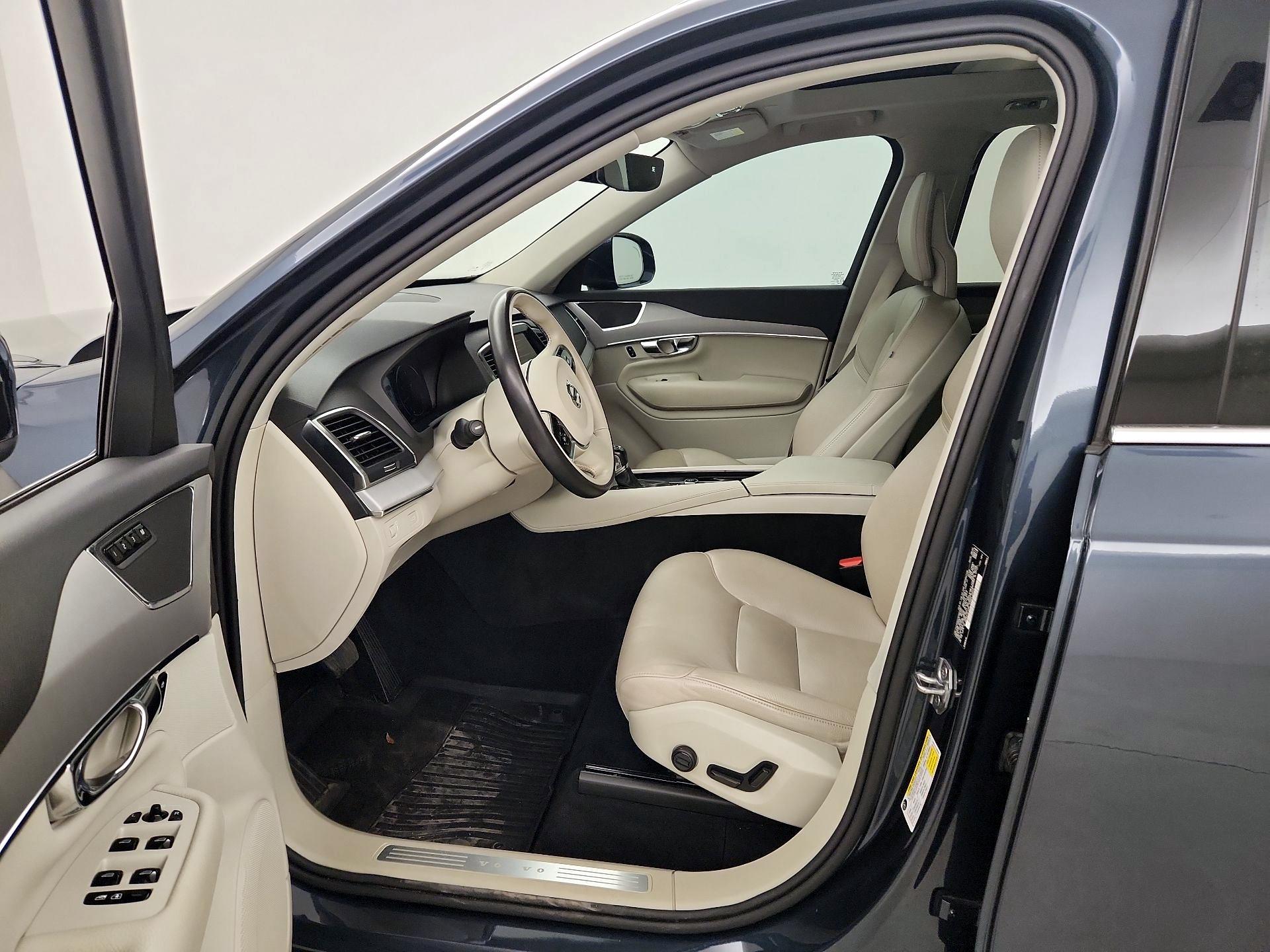 Thumbnail: 2021 Volvo XC90 - 11