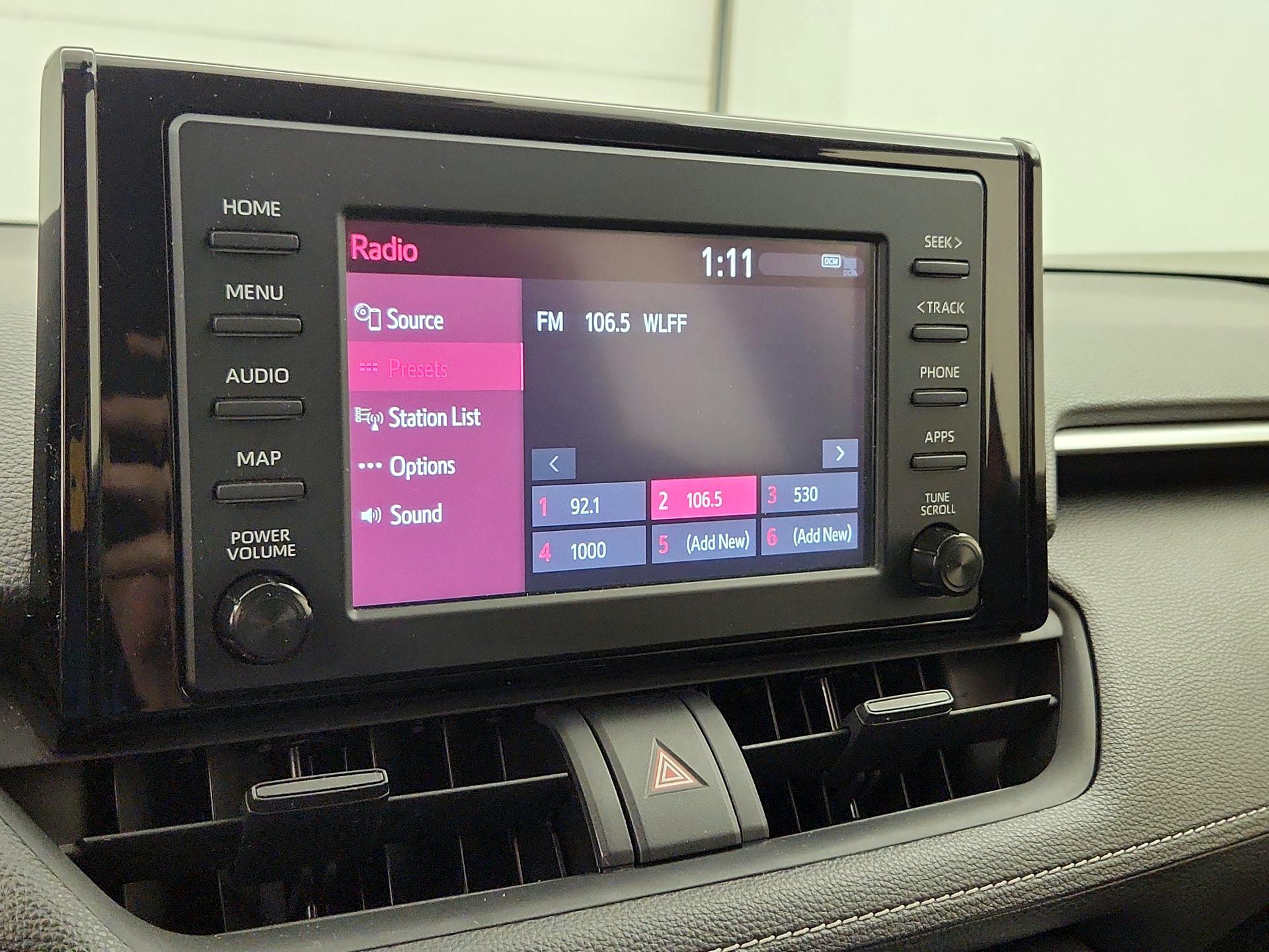 Thumbnail: 2019 Toyota RAV4 - 15