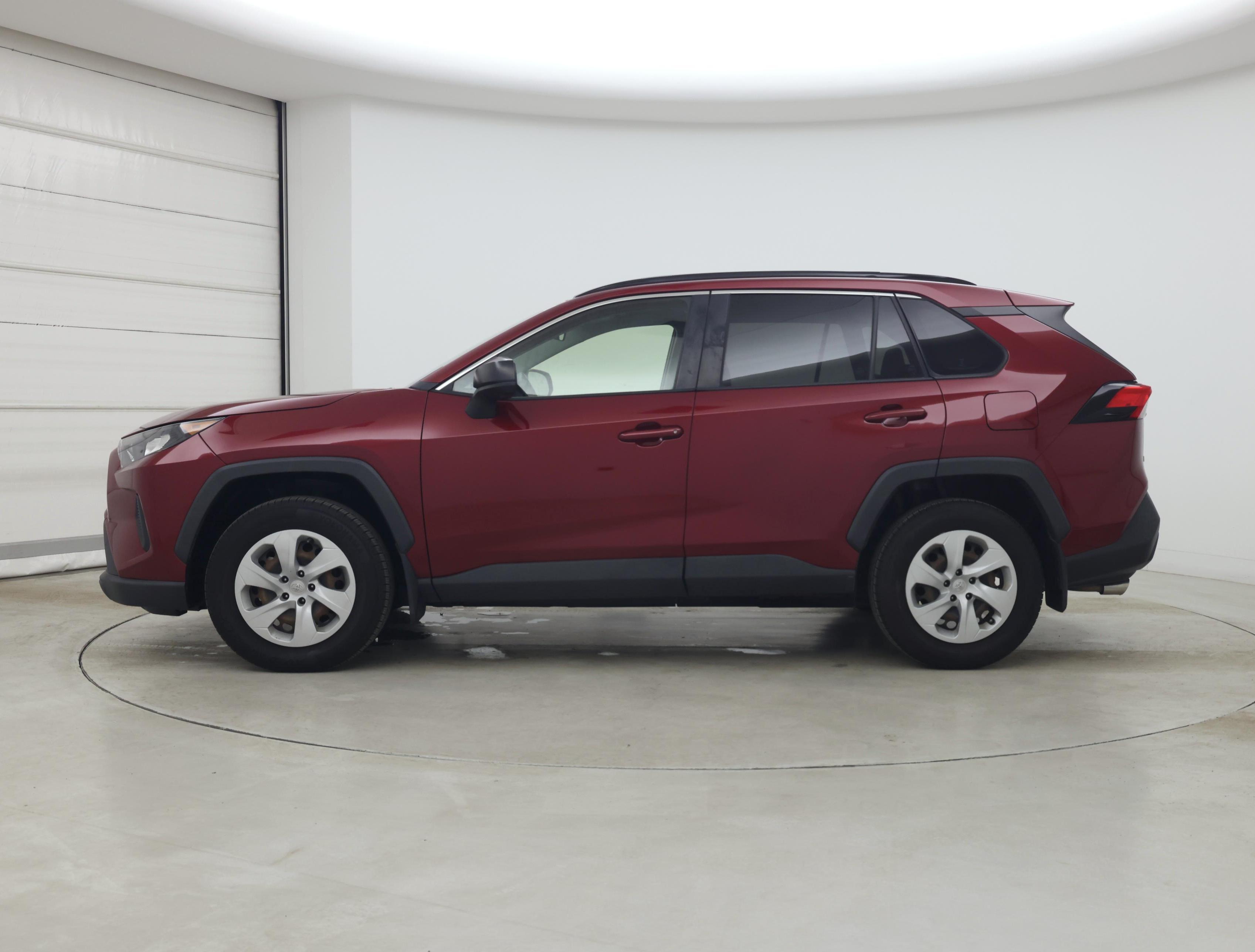 Thumbnail: 2019 Toyota RAV4 - 3