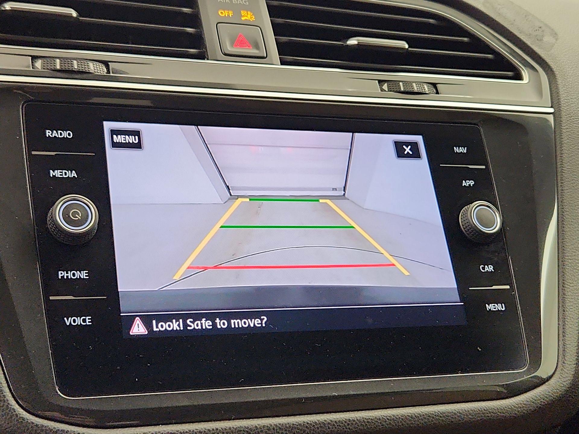 Thumbnail: 2019 Volkswagen Tiguan - 15