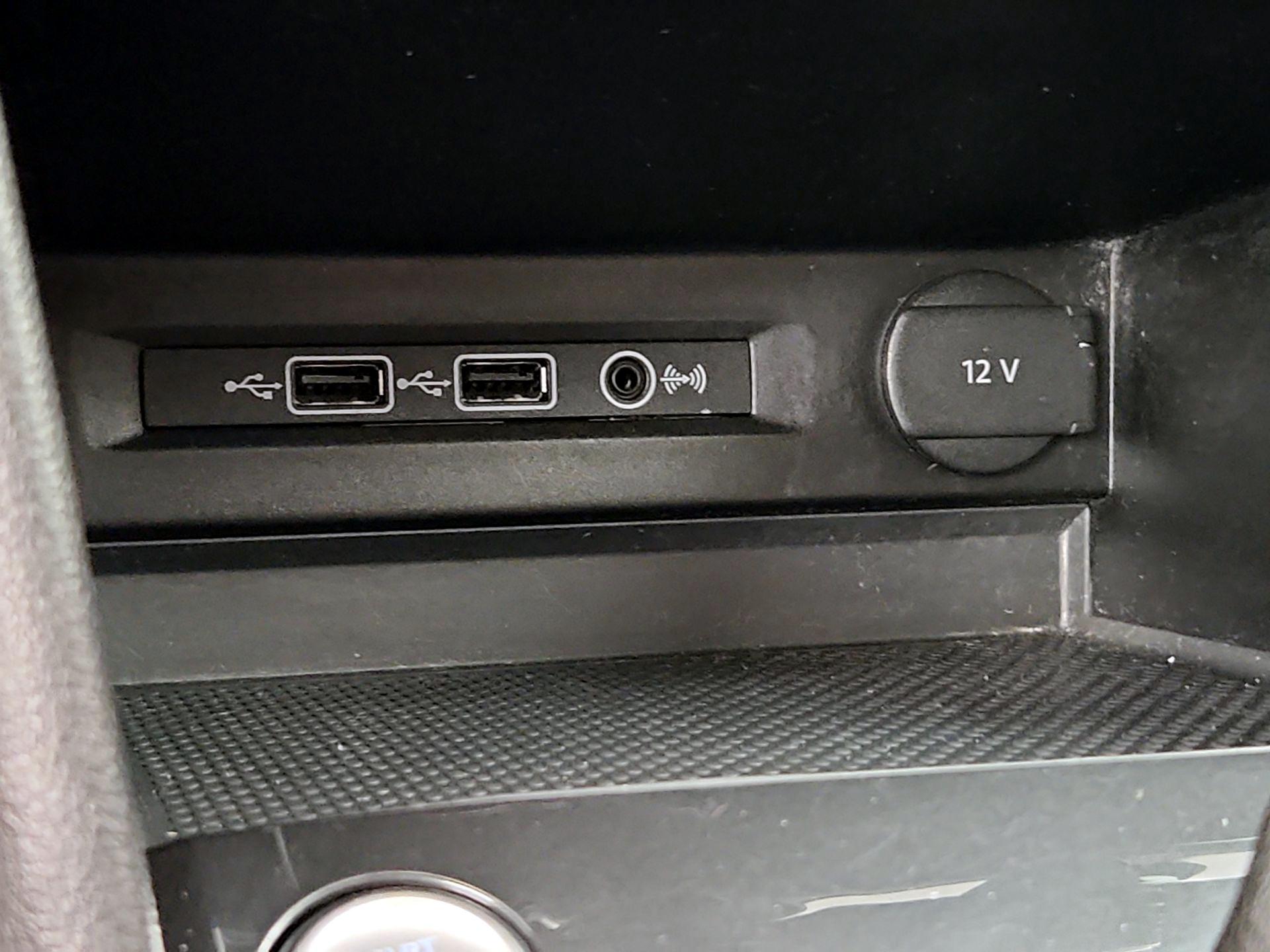 Thumbnail: 2019 Volkswagen Tiguan - 19