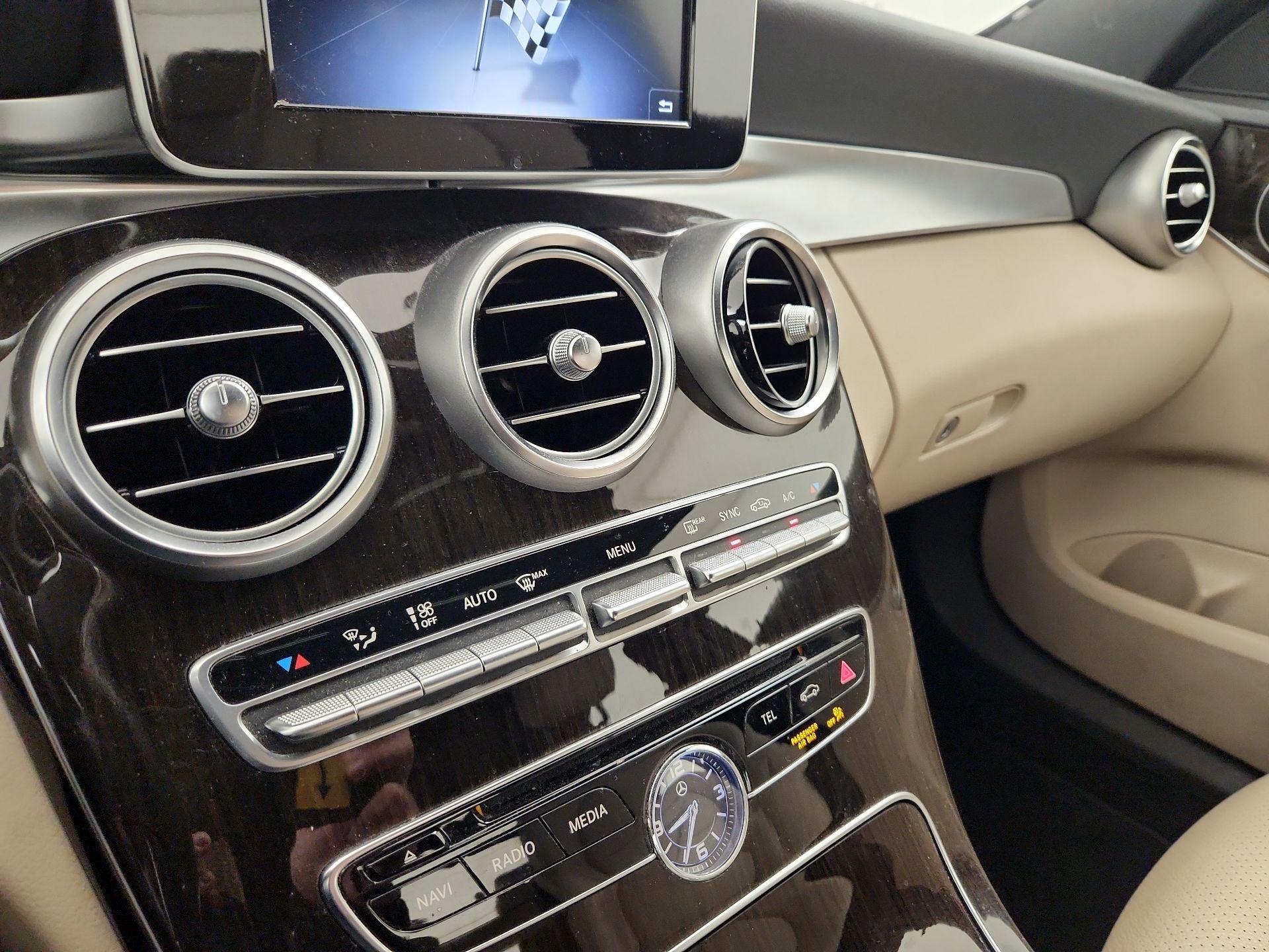 Thumbnail: 2018 Mercedes-Benz C-Class - 17