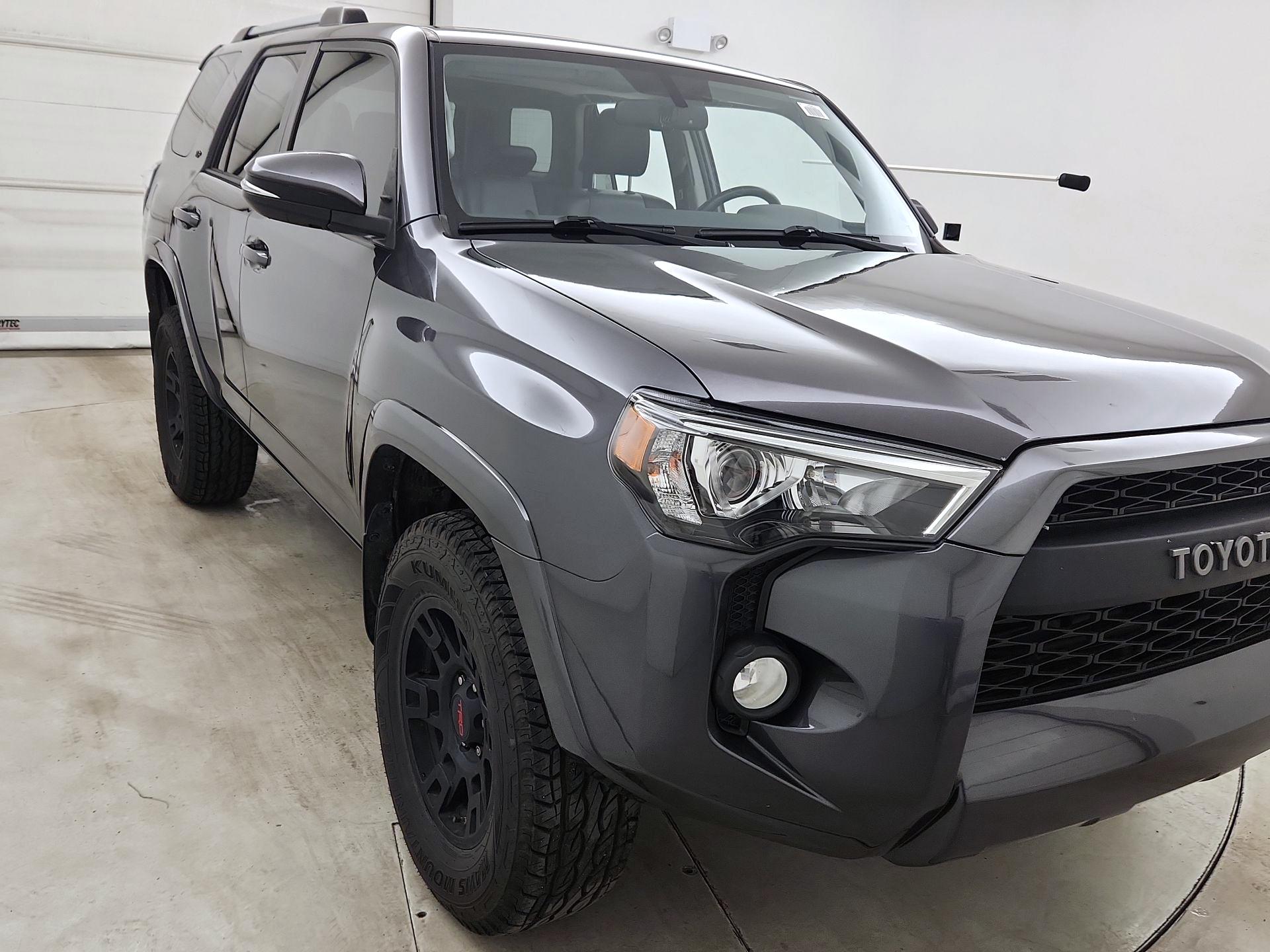 Thumbnail: 2019 Toyota 4Runner - 1