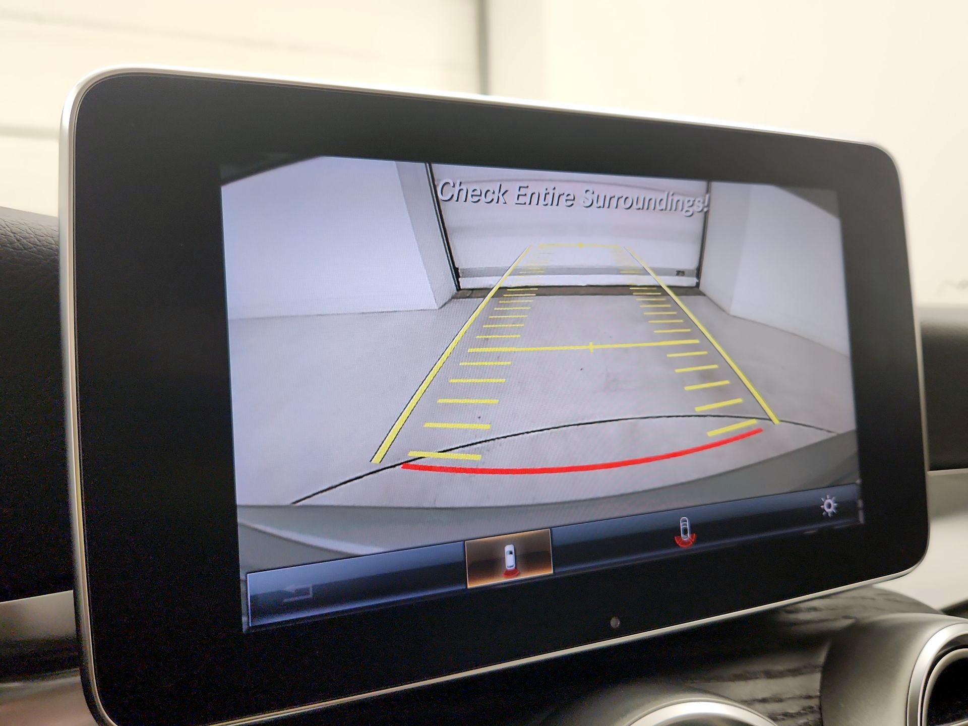 Thumbnail: 2016 Mercedes-Benz C-Class - 15