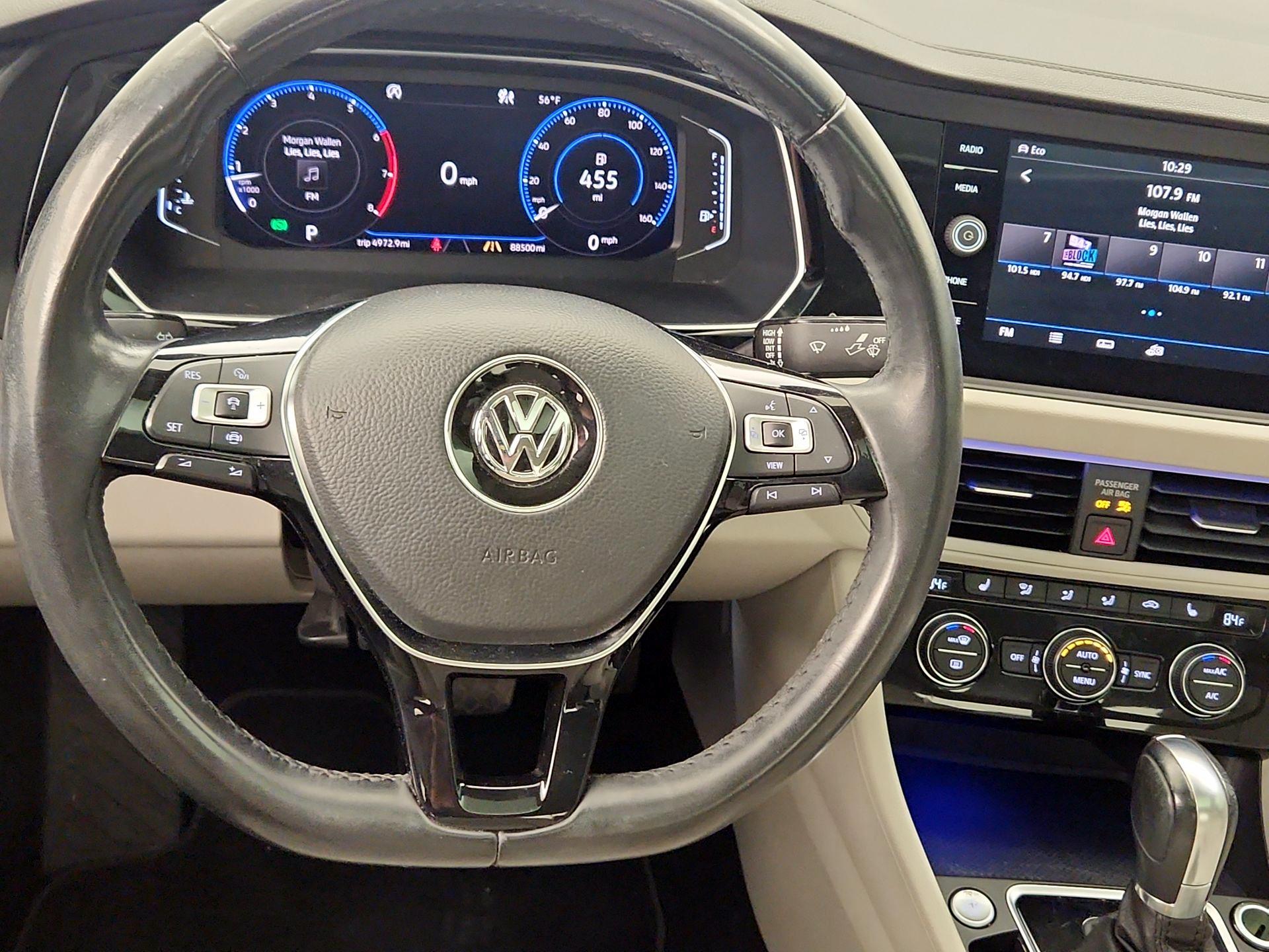 Thumbnail: 2019 Volkswagen Jetta - 10