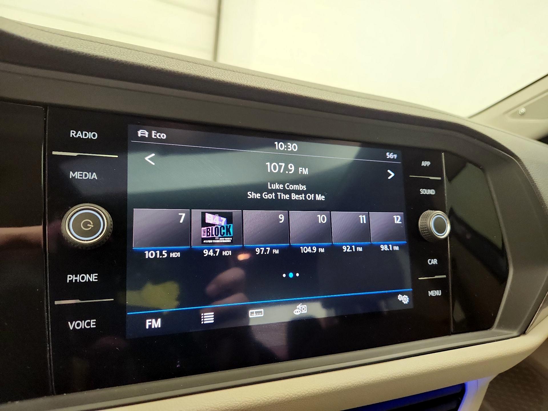 Thumbnail: 2019 Volkswagen Jetta - 15