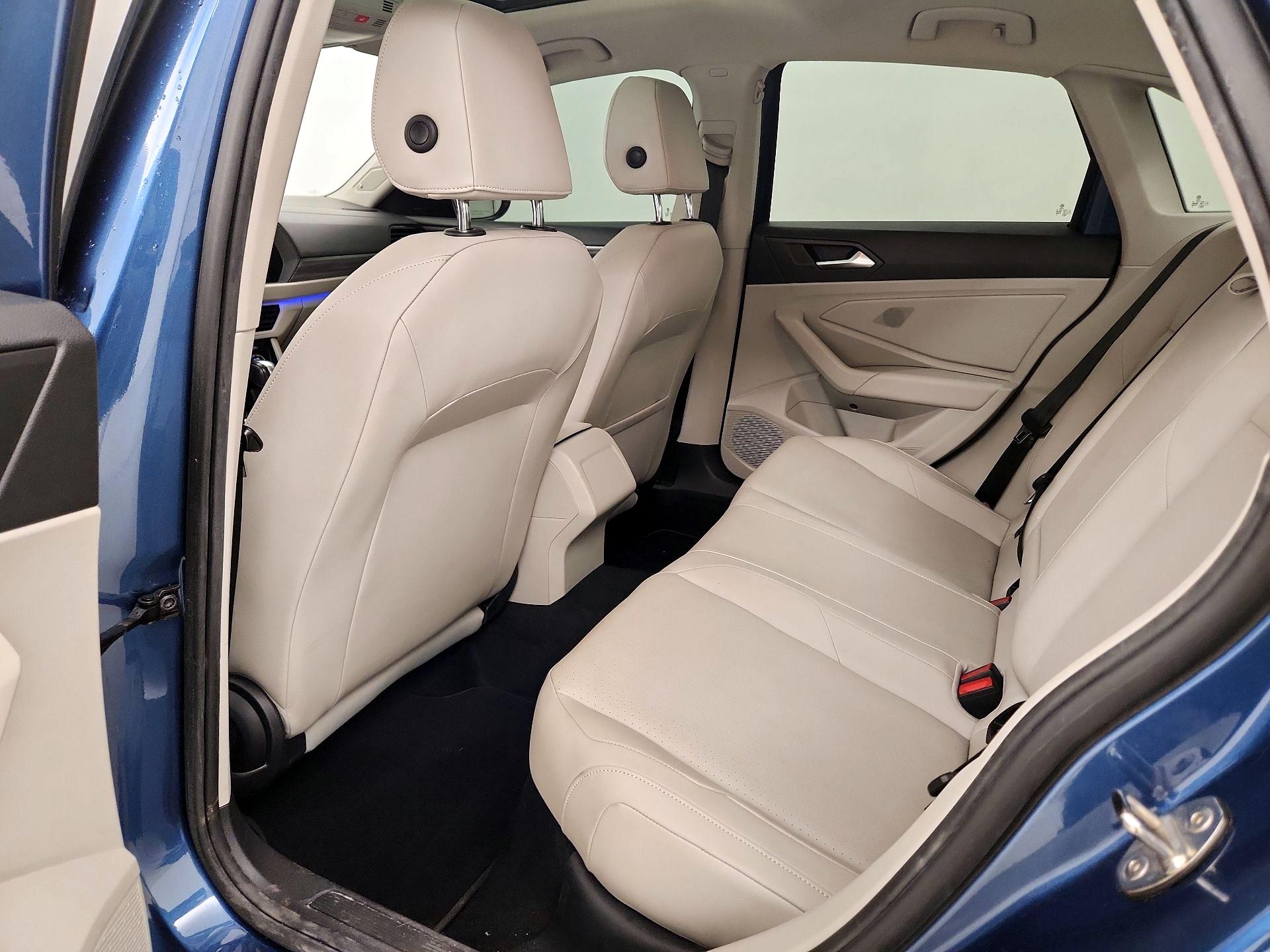 Thumbnail: 2019 Volkswagen Jetta - 20