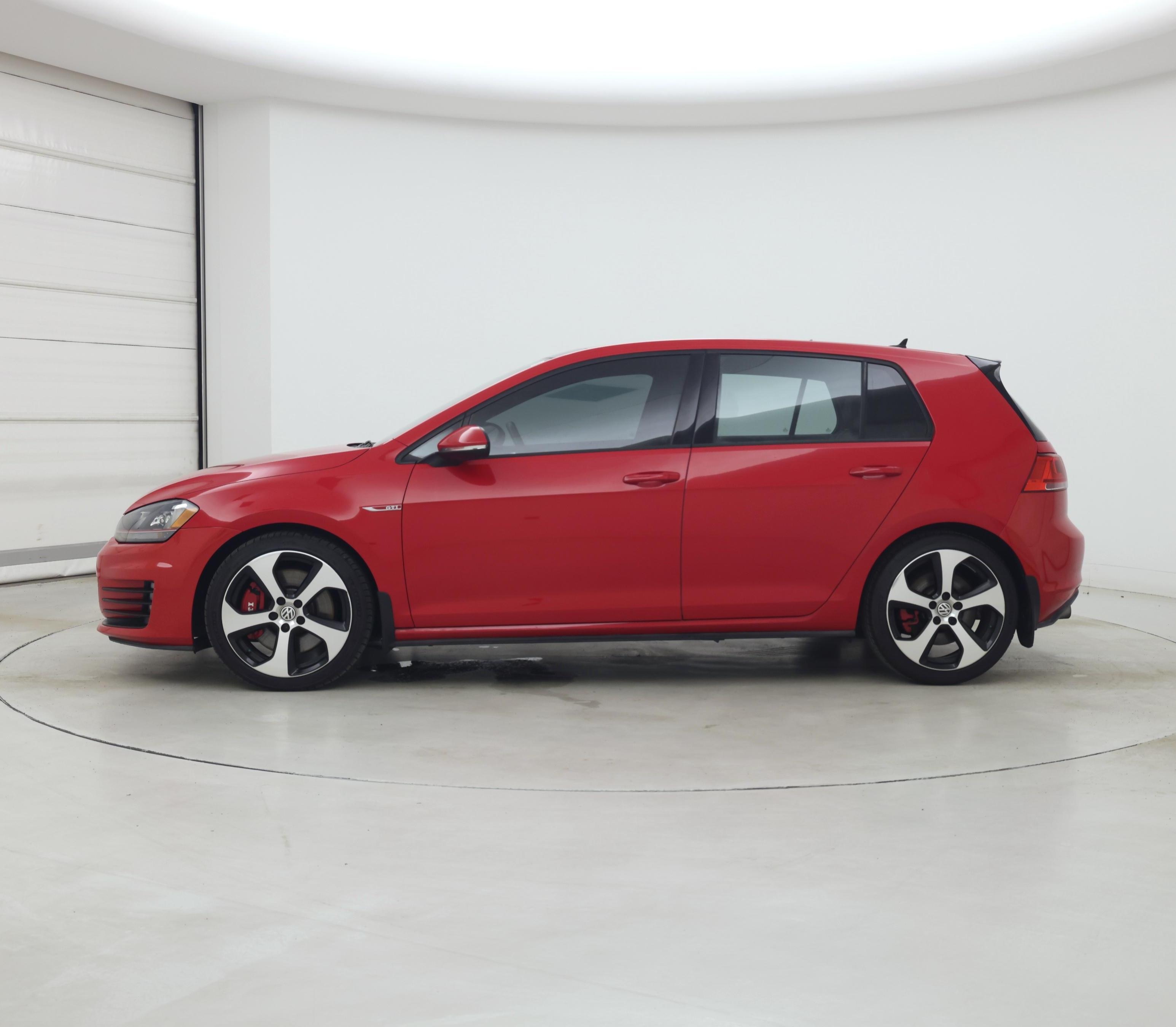 Thumbnail: 2016 Volkswagen Golf - 3