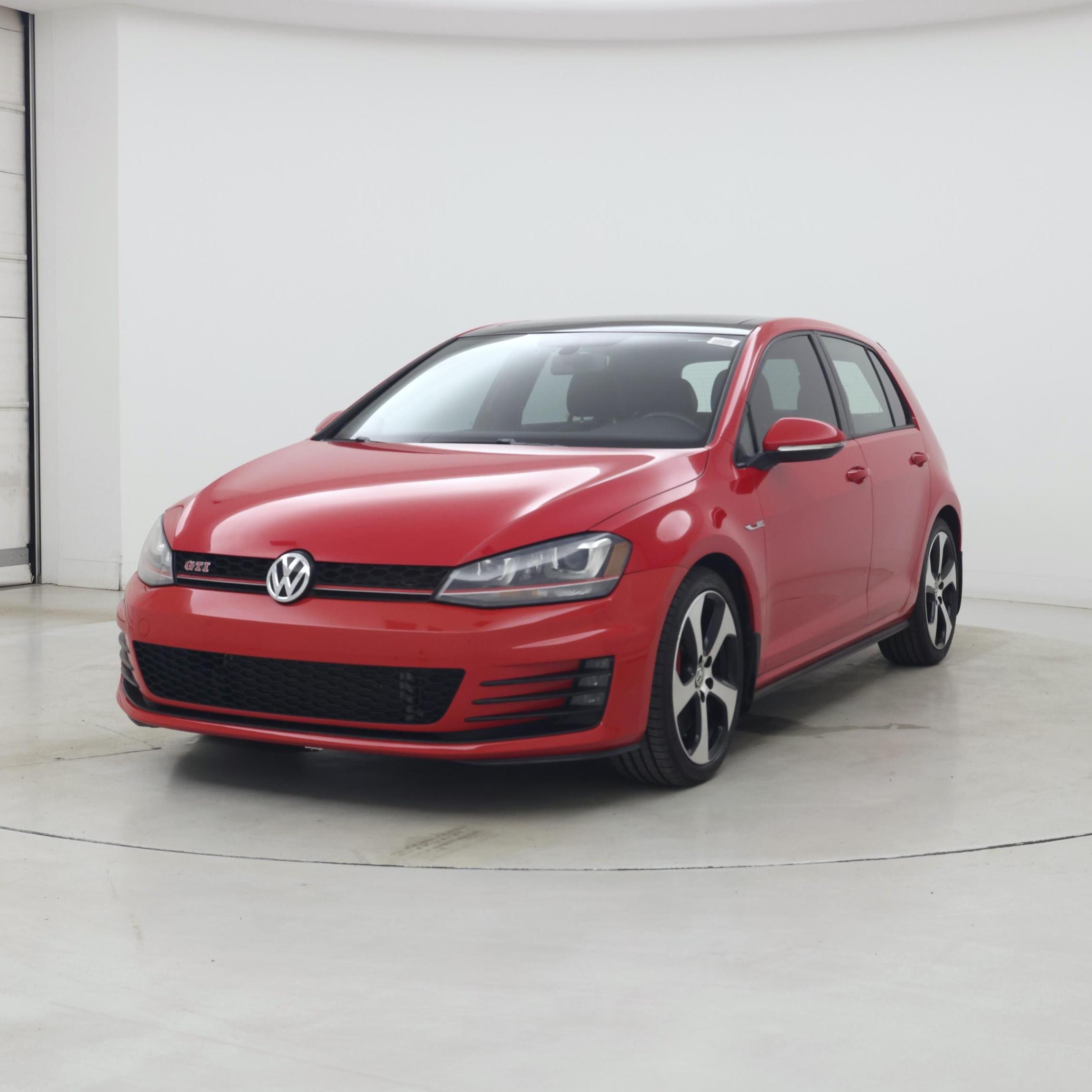 Thumbnail: 2016 Volkswagen Golf - 4