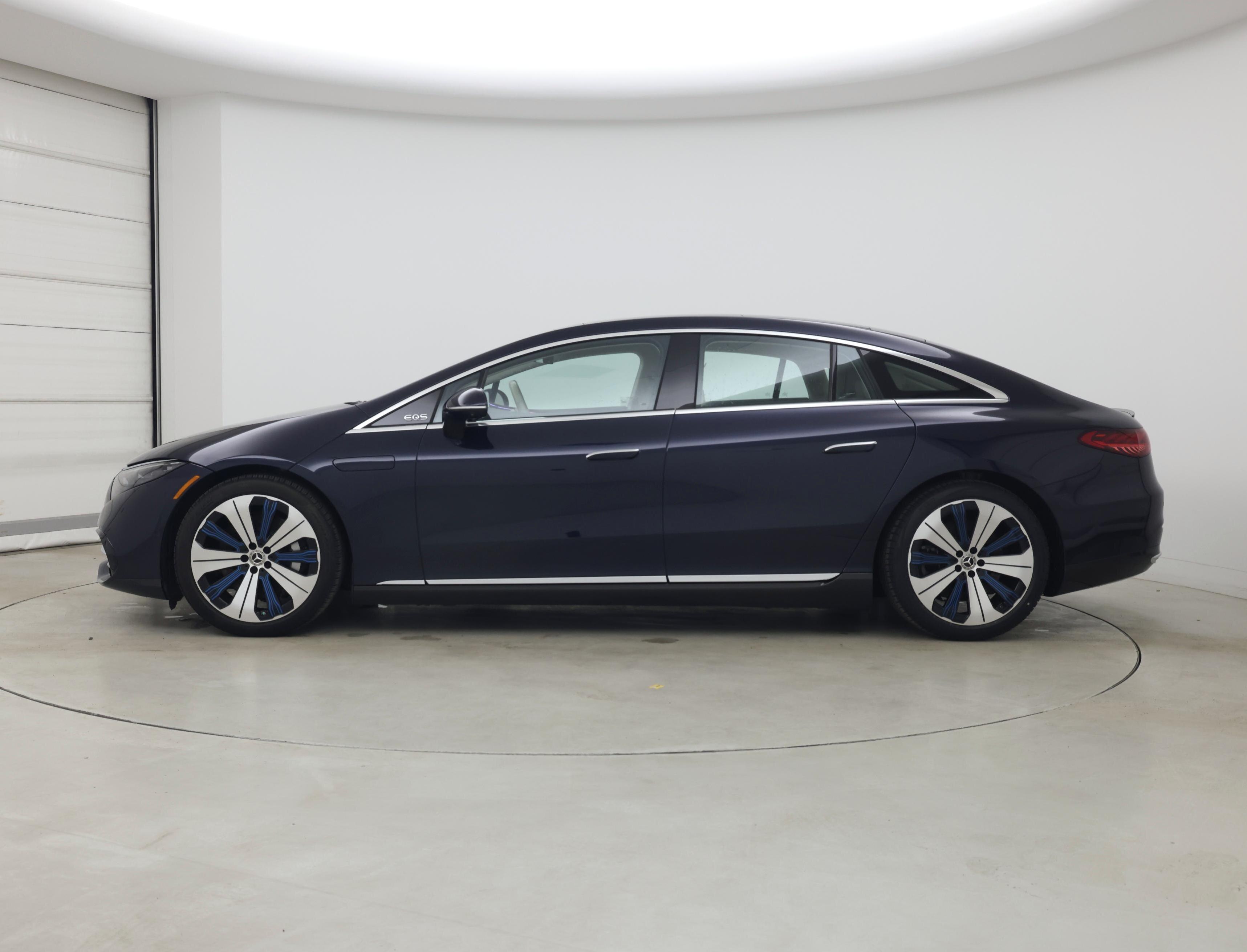 Thumbnail: 2022 Mercedes-Benz EQS - 3