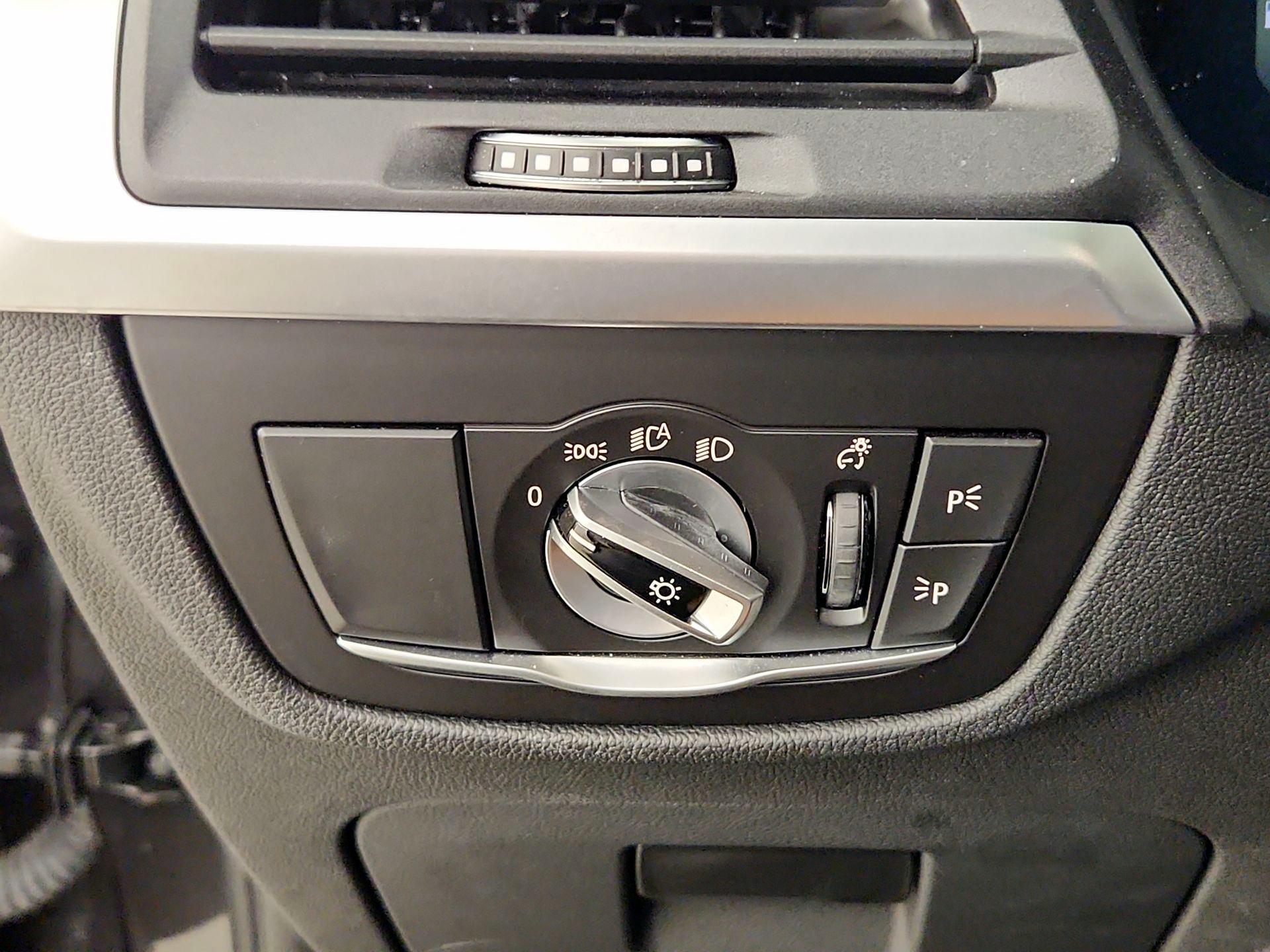 Thumbnail: 2022 BMW X3 - 13