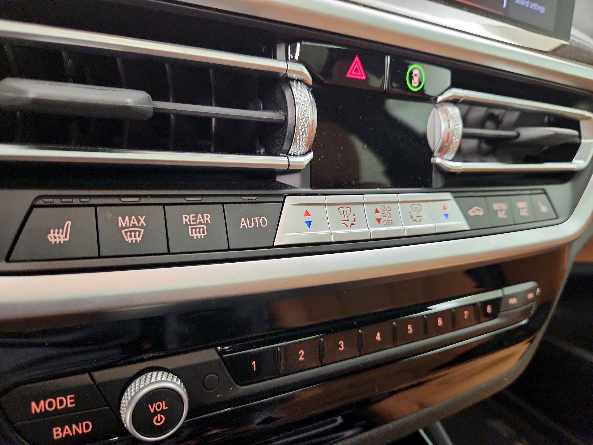 Thumbnail: 2022 BMW X3 - 17