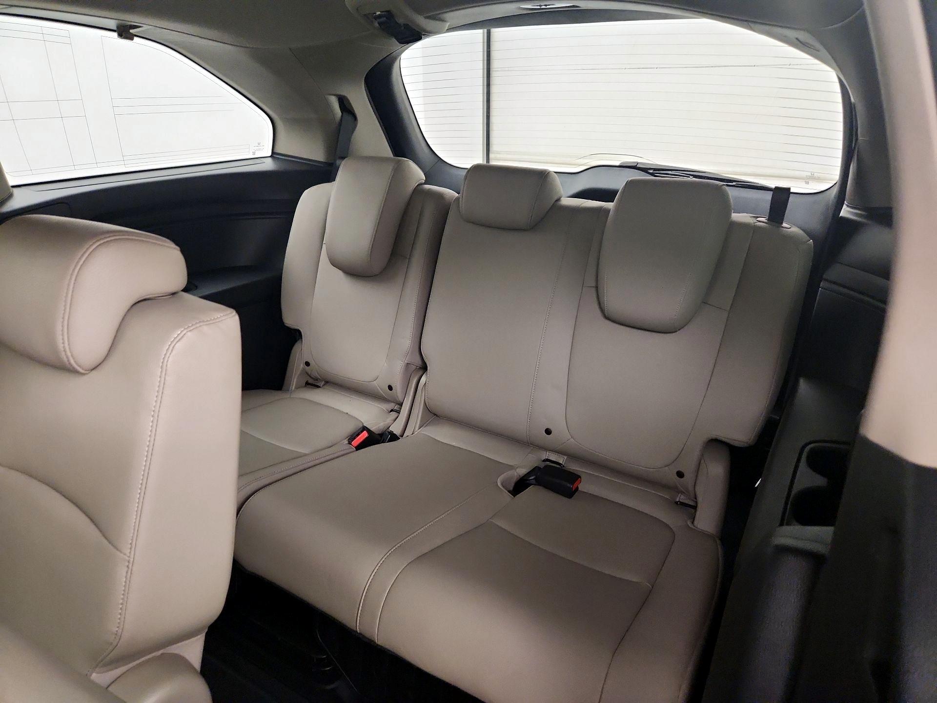 Thumbnail: 2019 Honda Odyssey - 19