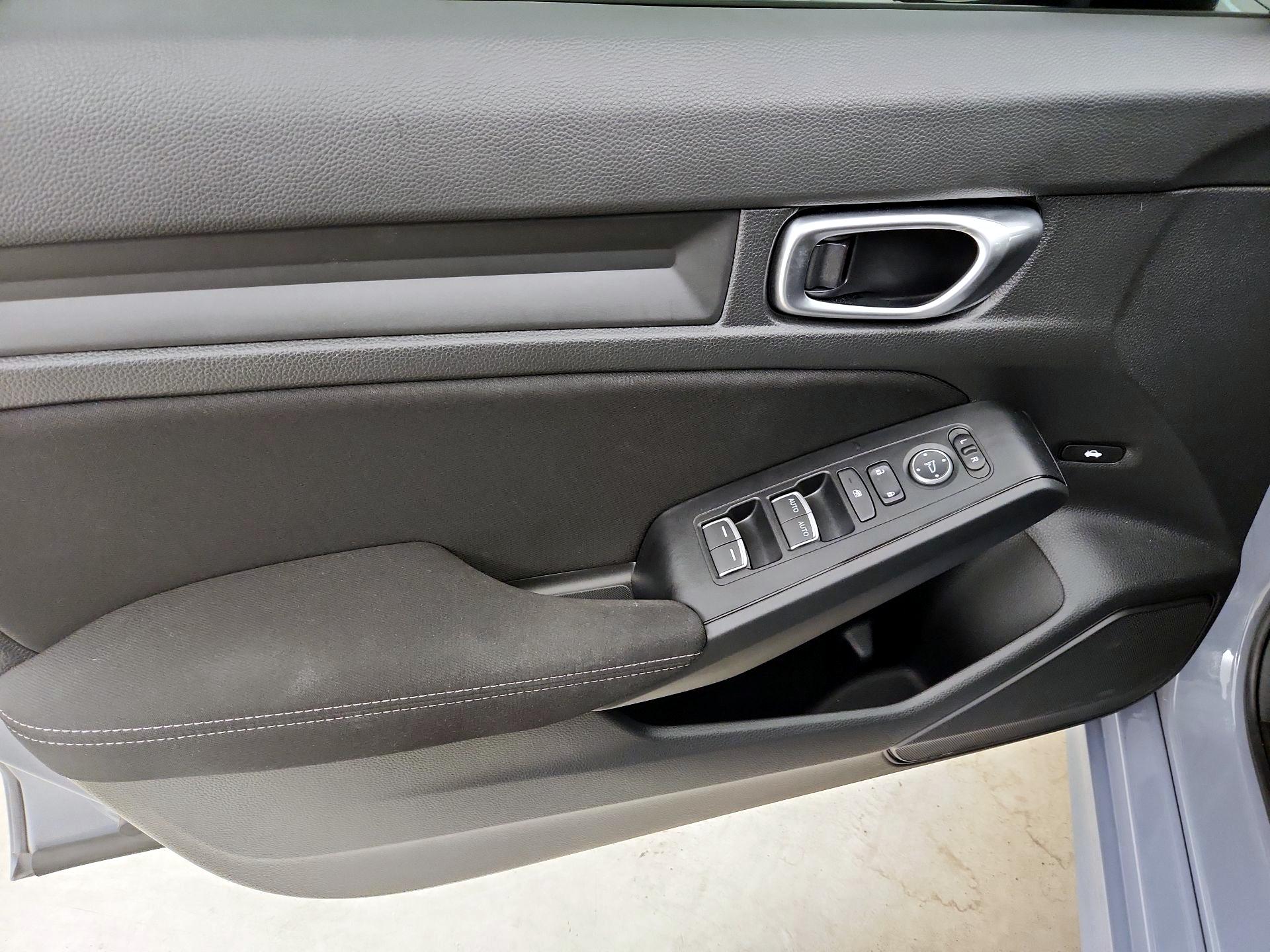 Thumbnail: 2024 Honda Civic - 12