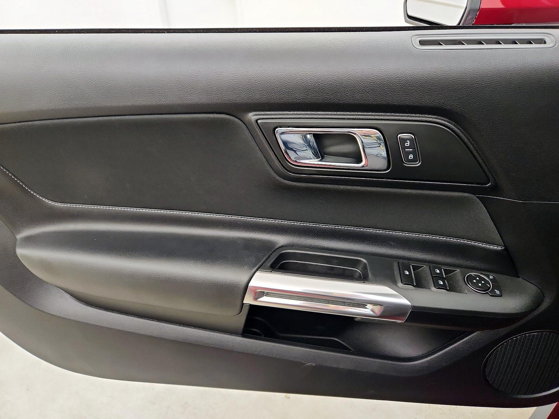 Thumbnail: 2017 Ford Mustang - 12