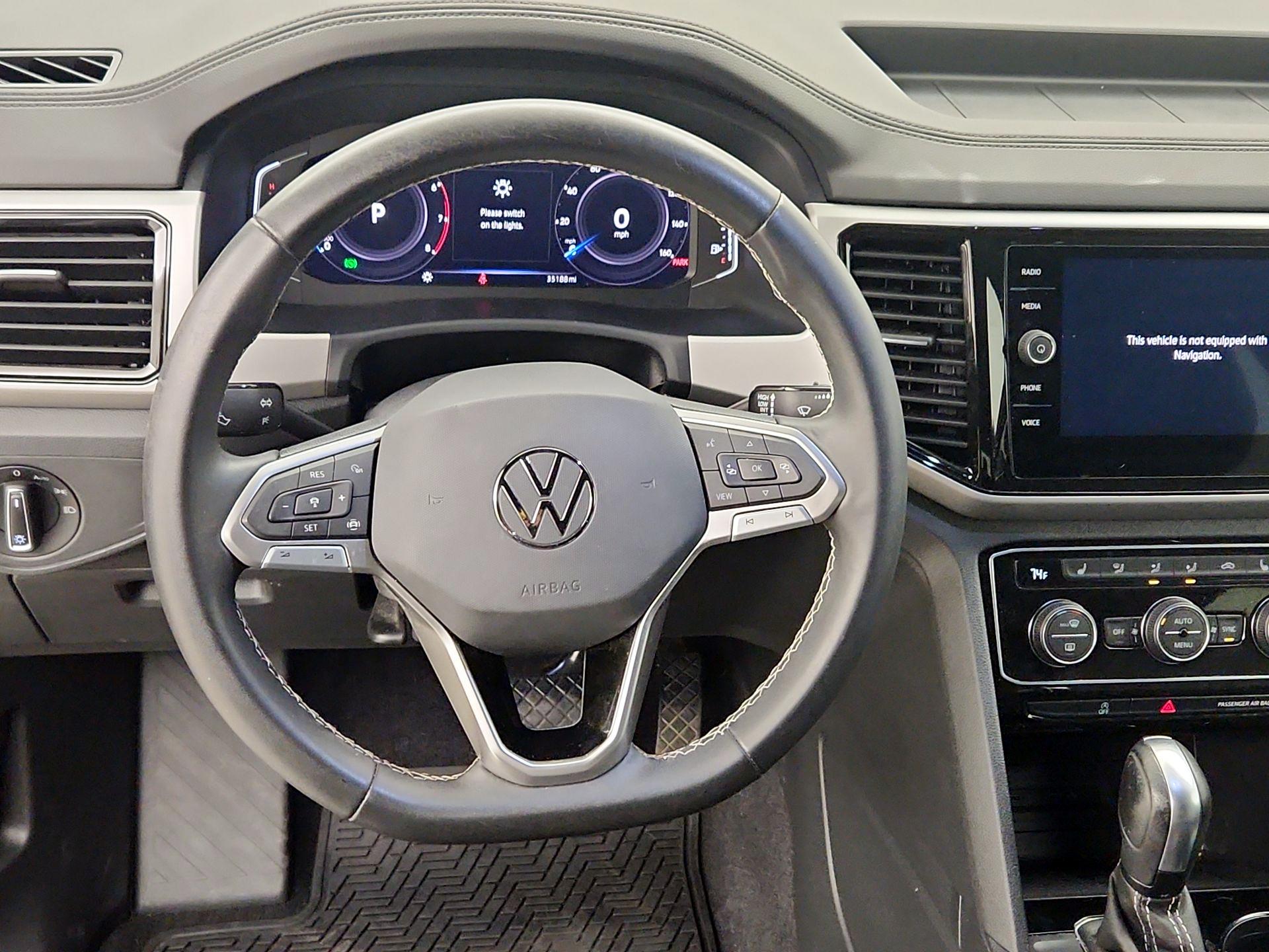 Thumbnail: 2023 Volkswagen Atlas - 10