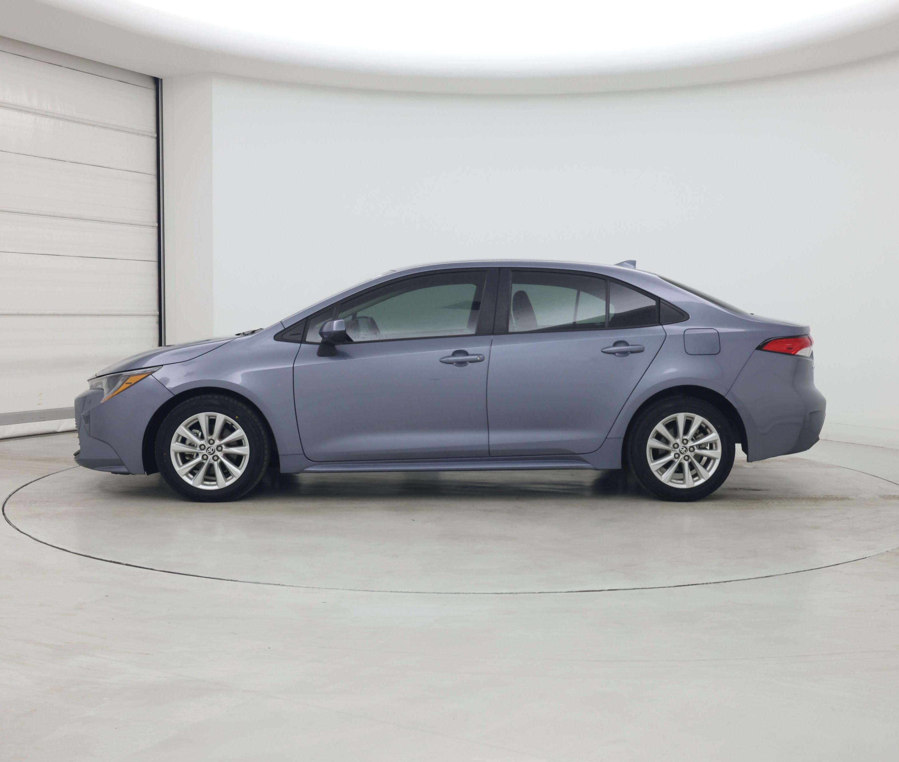 Thumbnail: 2023 Toyota Corolla - 3