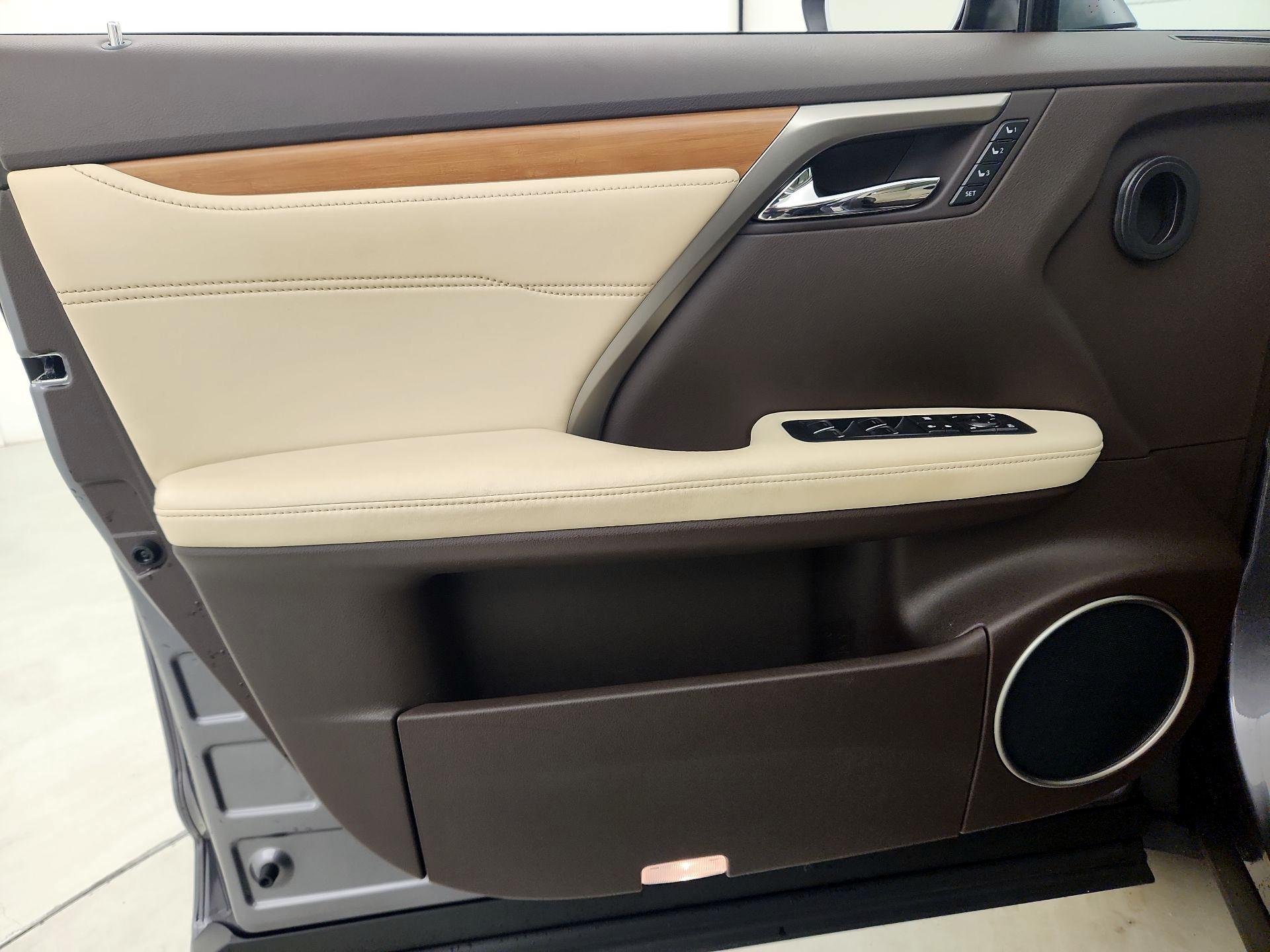 Thumbnail: 2016 Lexus RX - 12