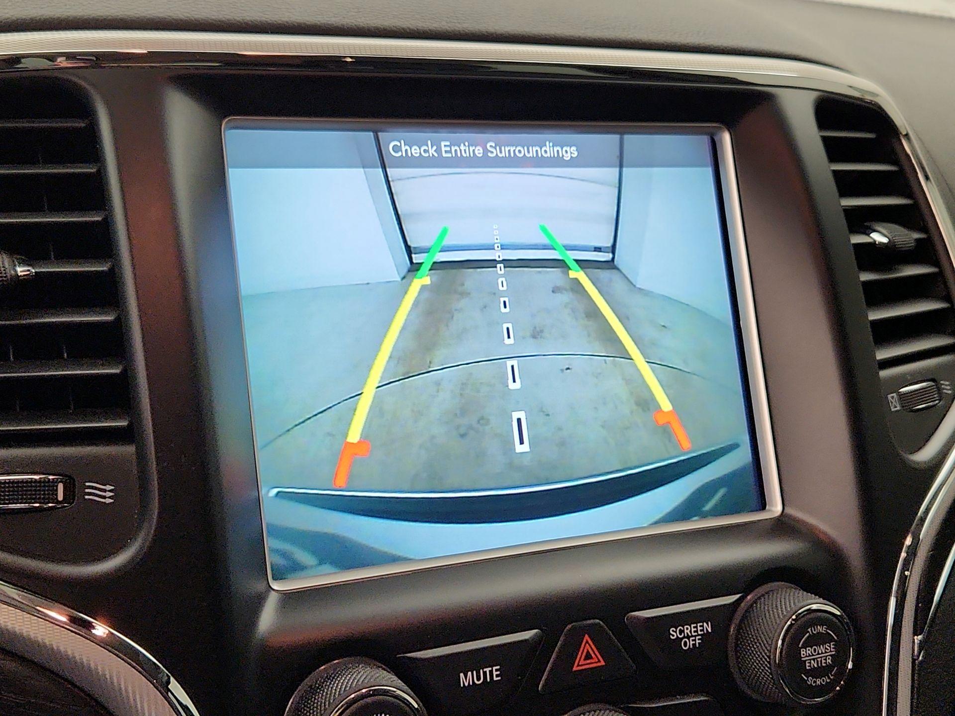 Thumbnail: 2018 Jeep Grand Cherokee - 13