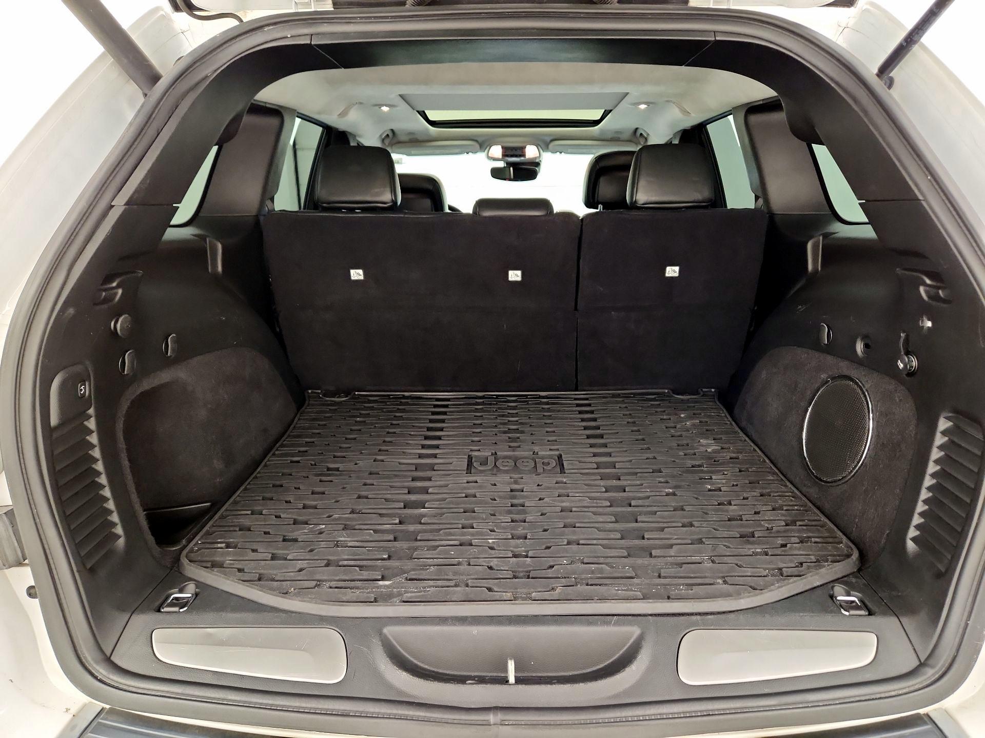 Thumbnail: 2018 Jeep Grand Cherokee - 20