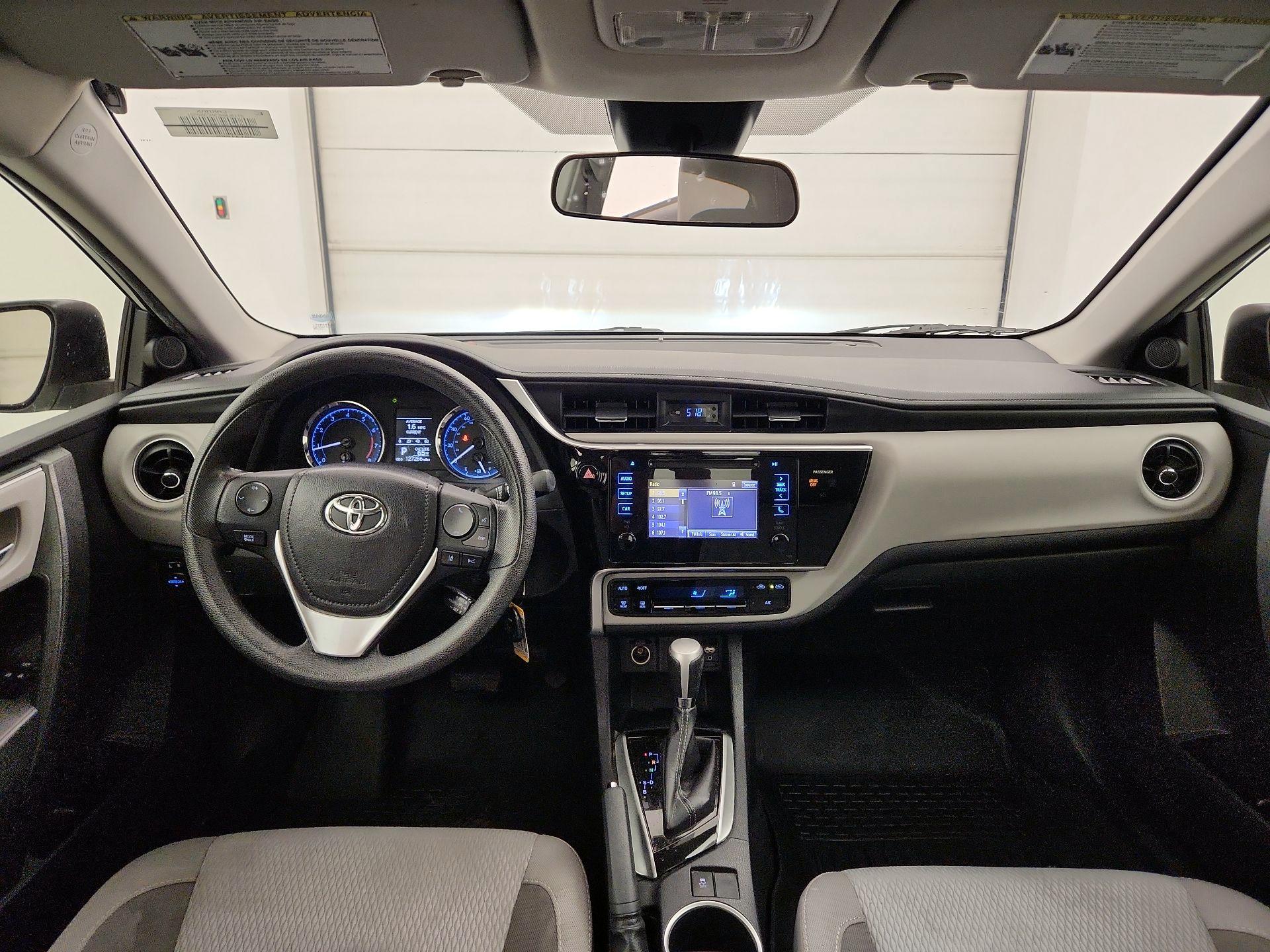 Thumbnail: 2017 Toyota Corolla - 9