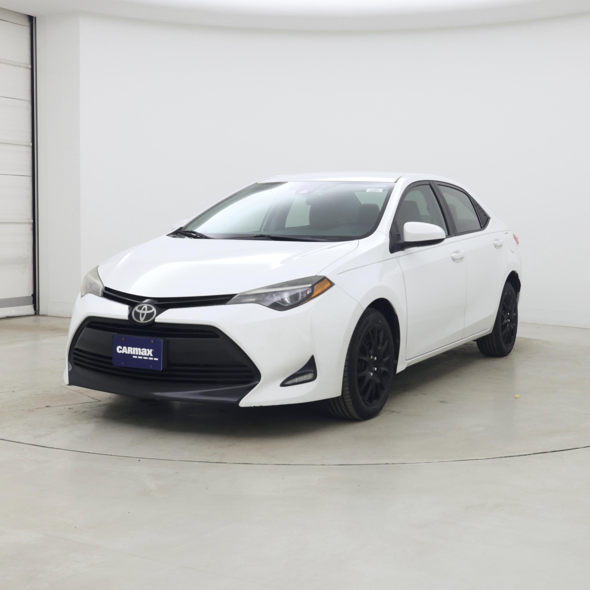 Thumbnail: 2017 Toyota Corolla - 4