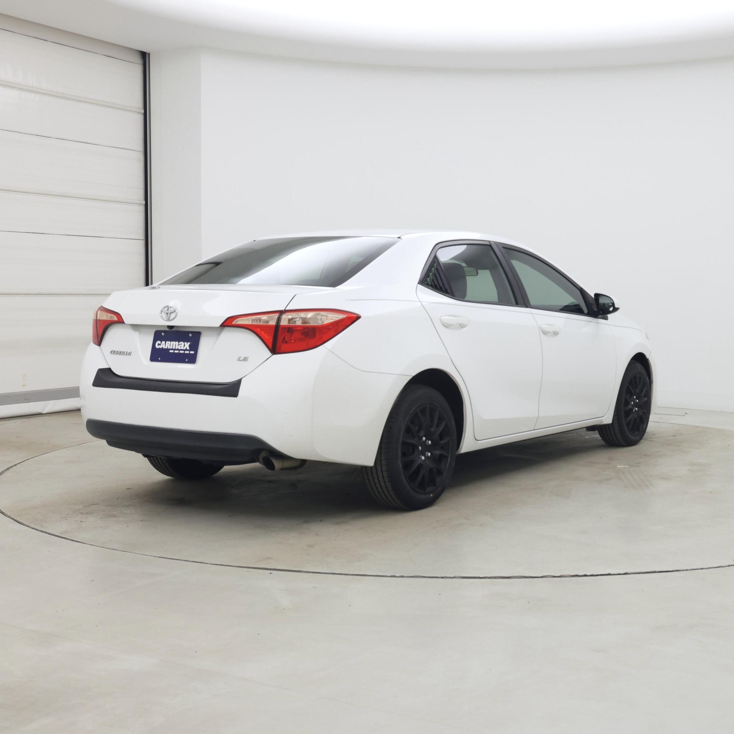 Thumbnail: 2017 Toyota Corolla - 8