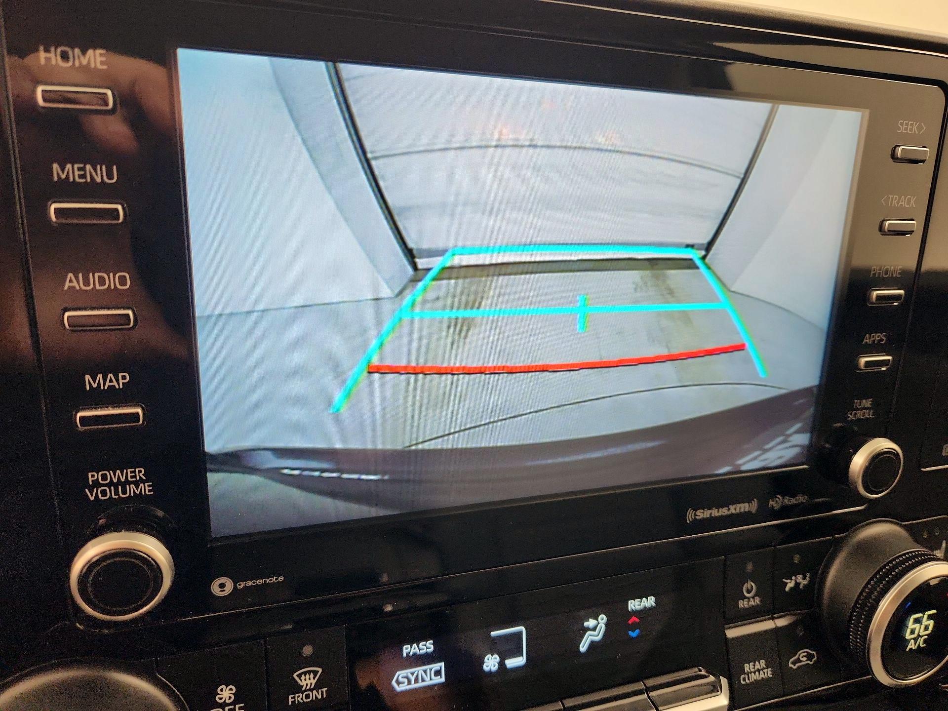 Thumbnail: 2021 Toyota Highlander - 14