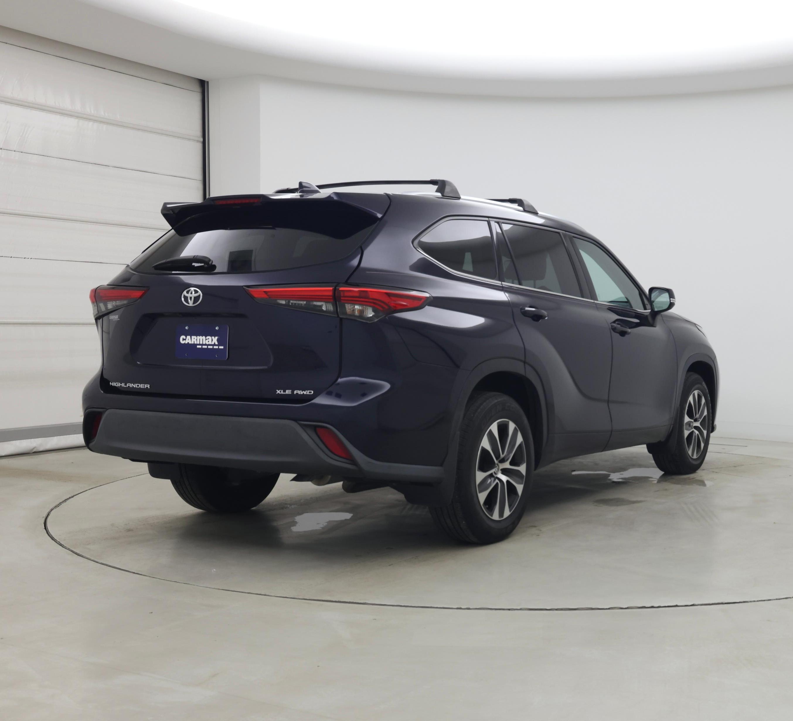 Thumbnail: 2021 Toyota Highlander - 8