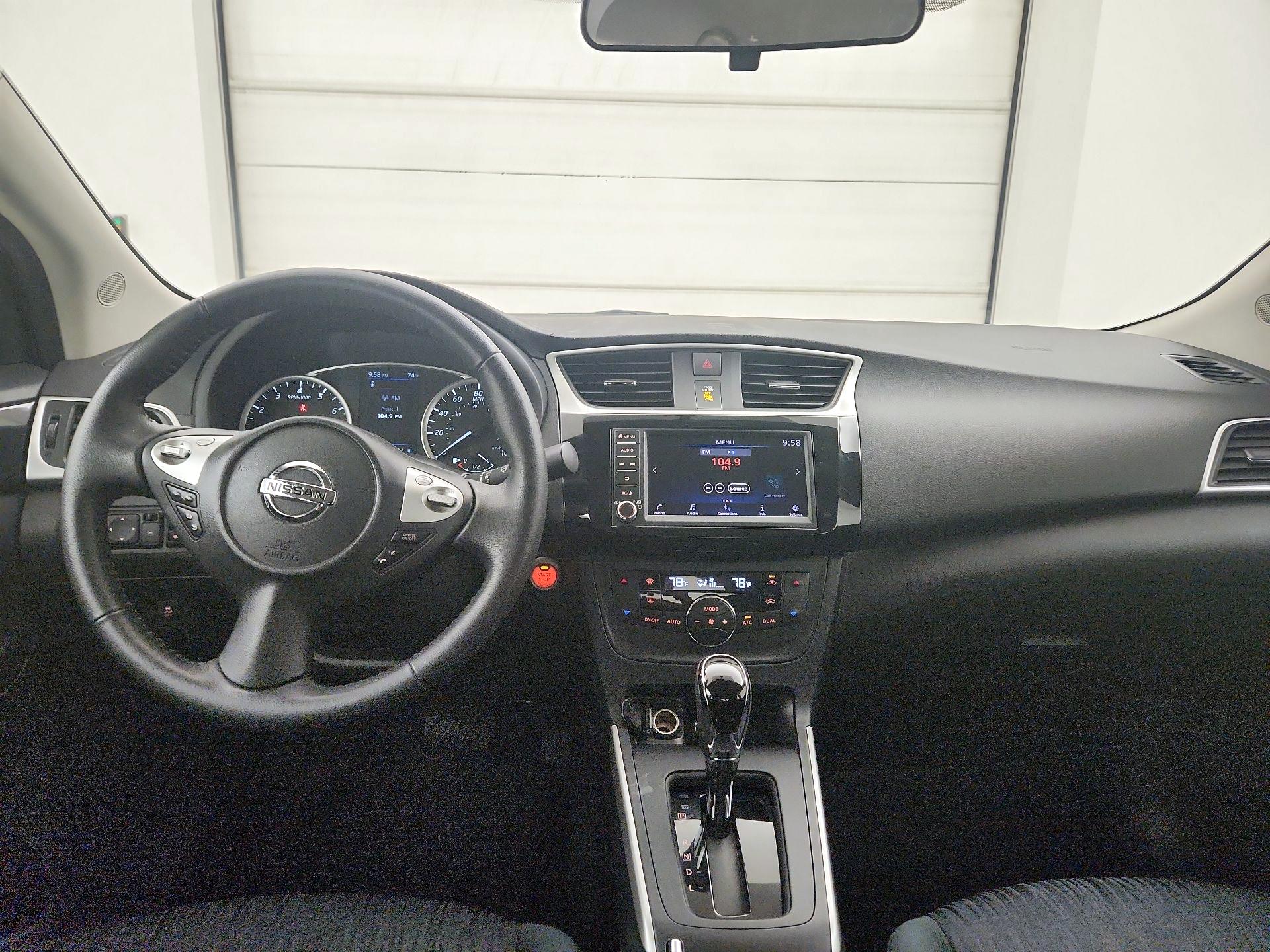 Thumbnail: 2019 Nissan Sentra - 9