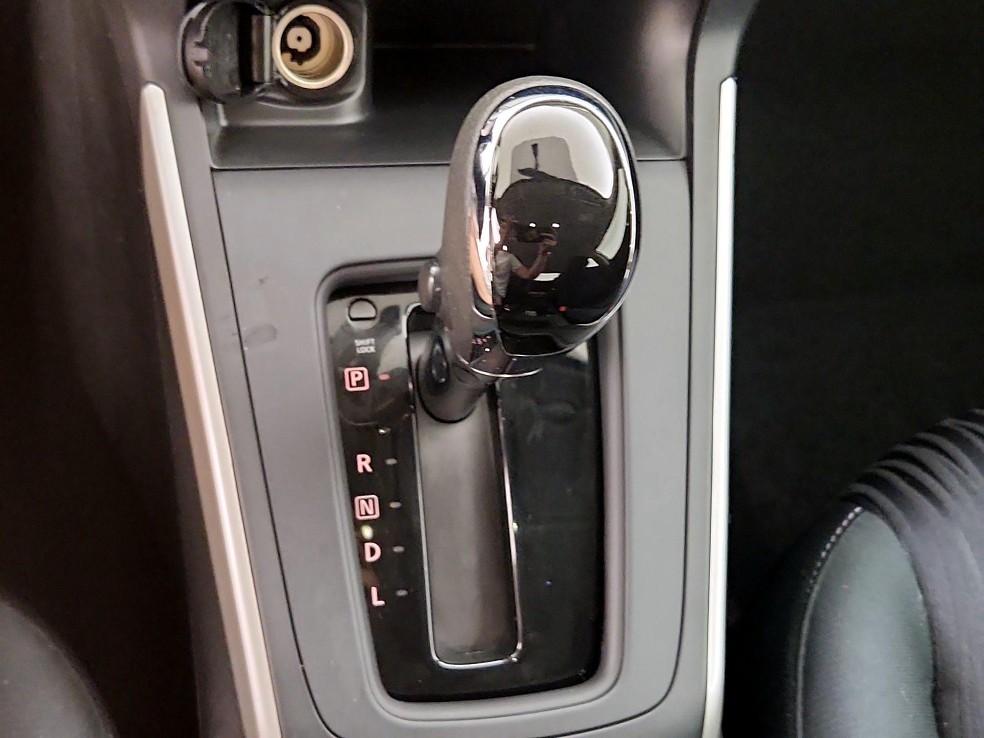 Thumbnail: 2019 Nissan Sentra - 17