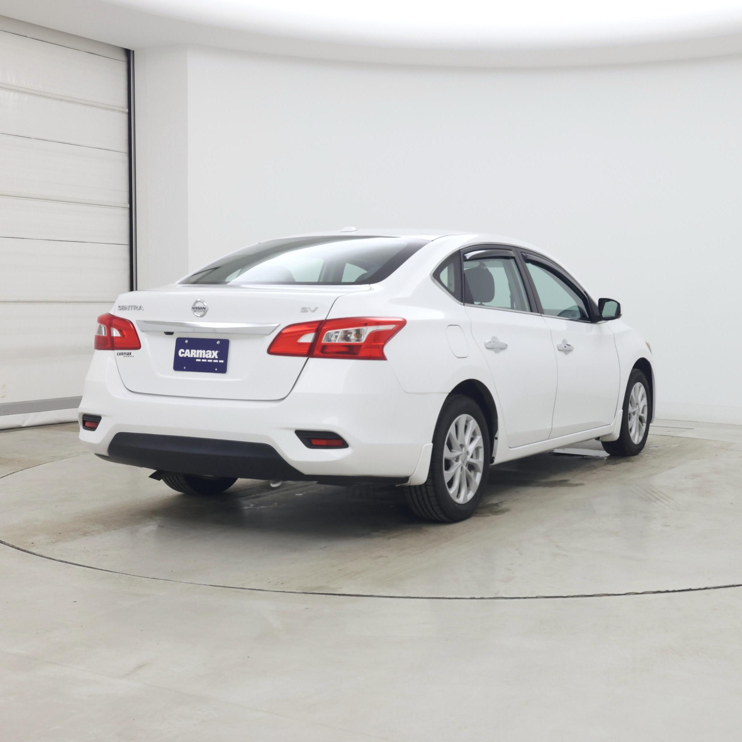 Thumbnail: 2019 Nissan Sentra - 8