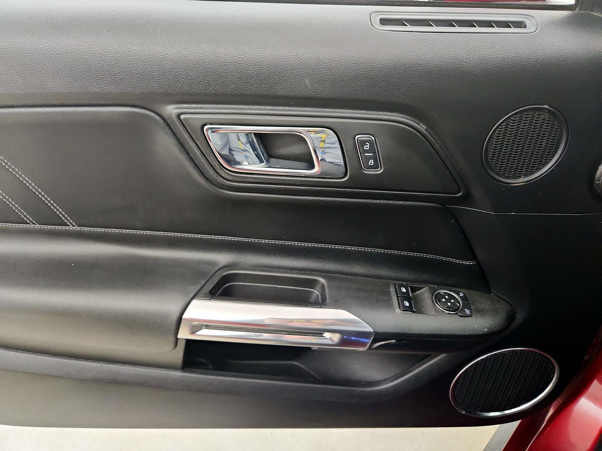 Thumbnail: 2016 Ford Mustang - 12