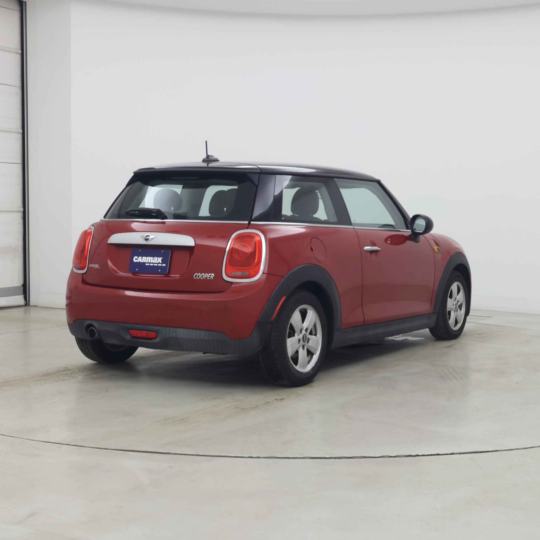 Thumbnail: 2015 MINI Cooper Hardtop - 8