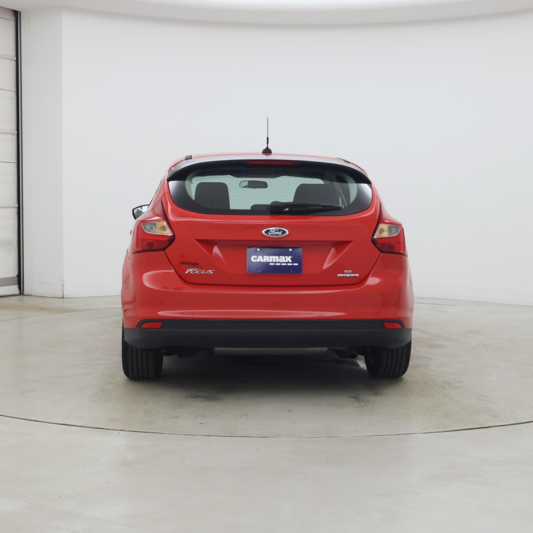 Thumbnail: 2014 Ford Focus - 6