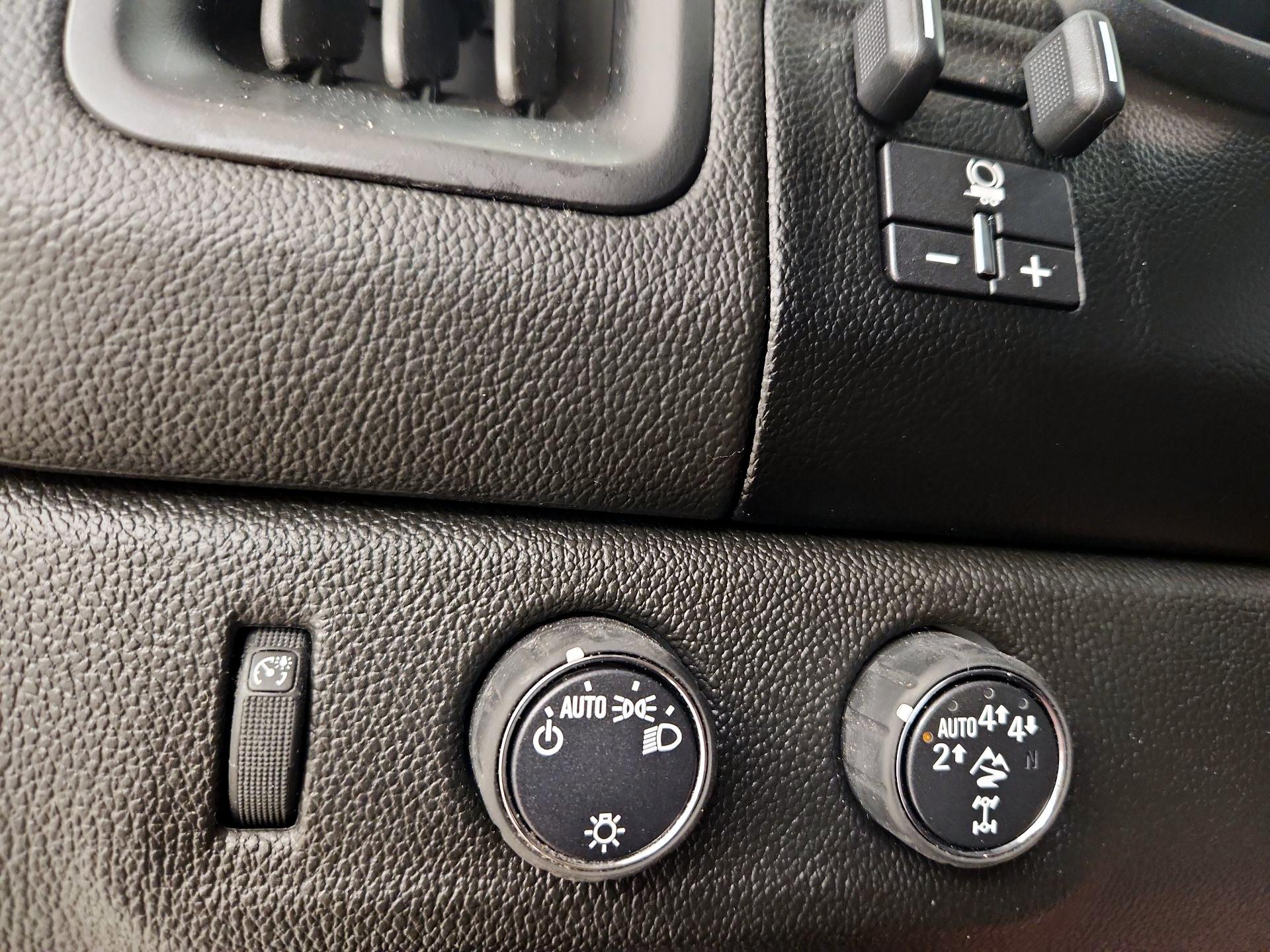 Thumbnail: 2018 Chevrolet Colorado - 13