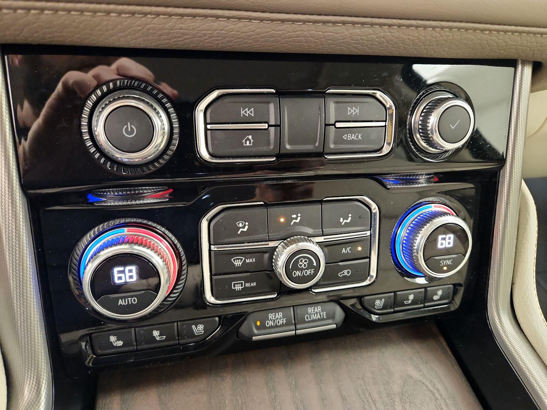 Thumbnail: 2021 GMC Yukon - 17